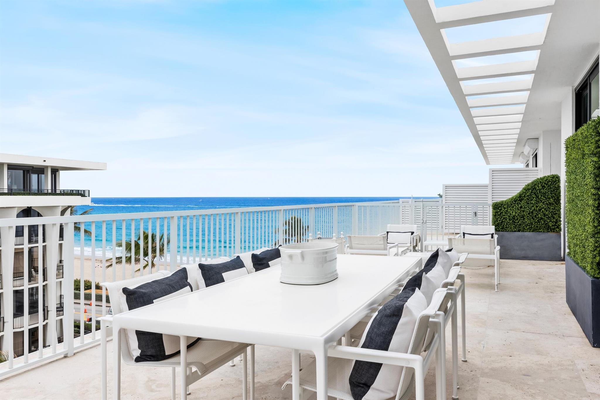 FOUR HUNDRED SO OCEAN BLVD CONDO - Residential