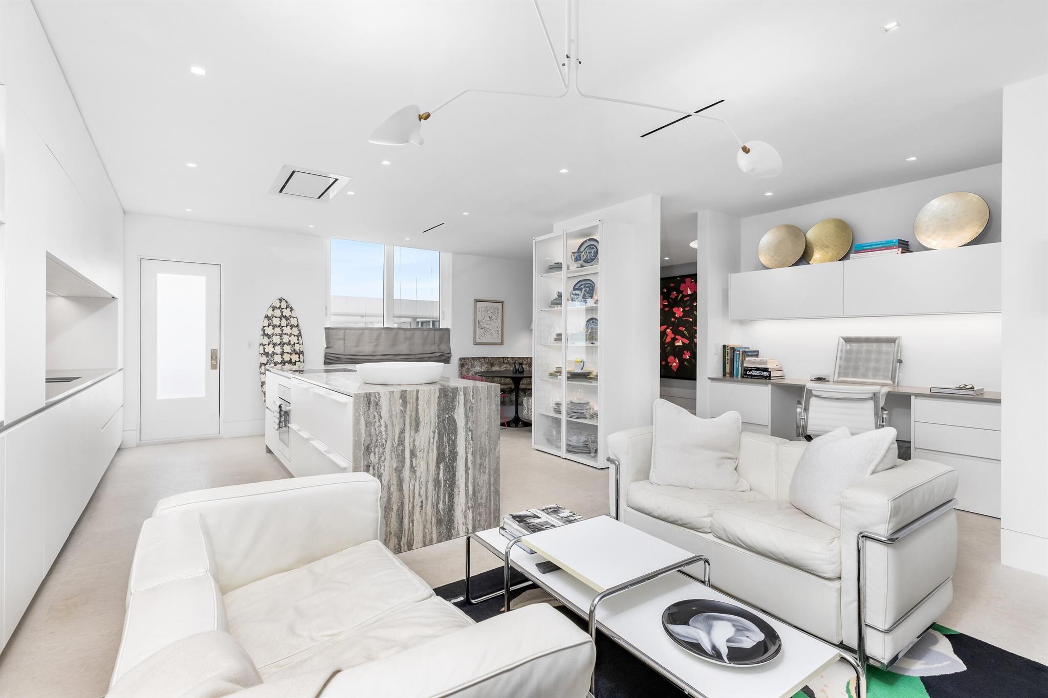FOUR HUNDRED SO OCEAN BLVD CONDO - Residential