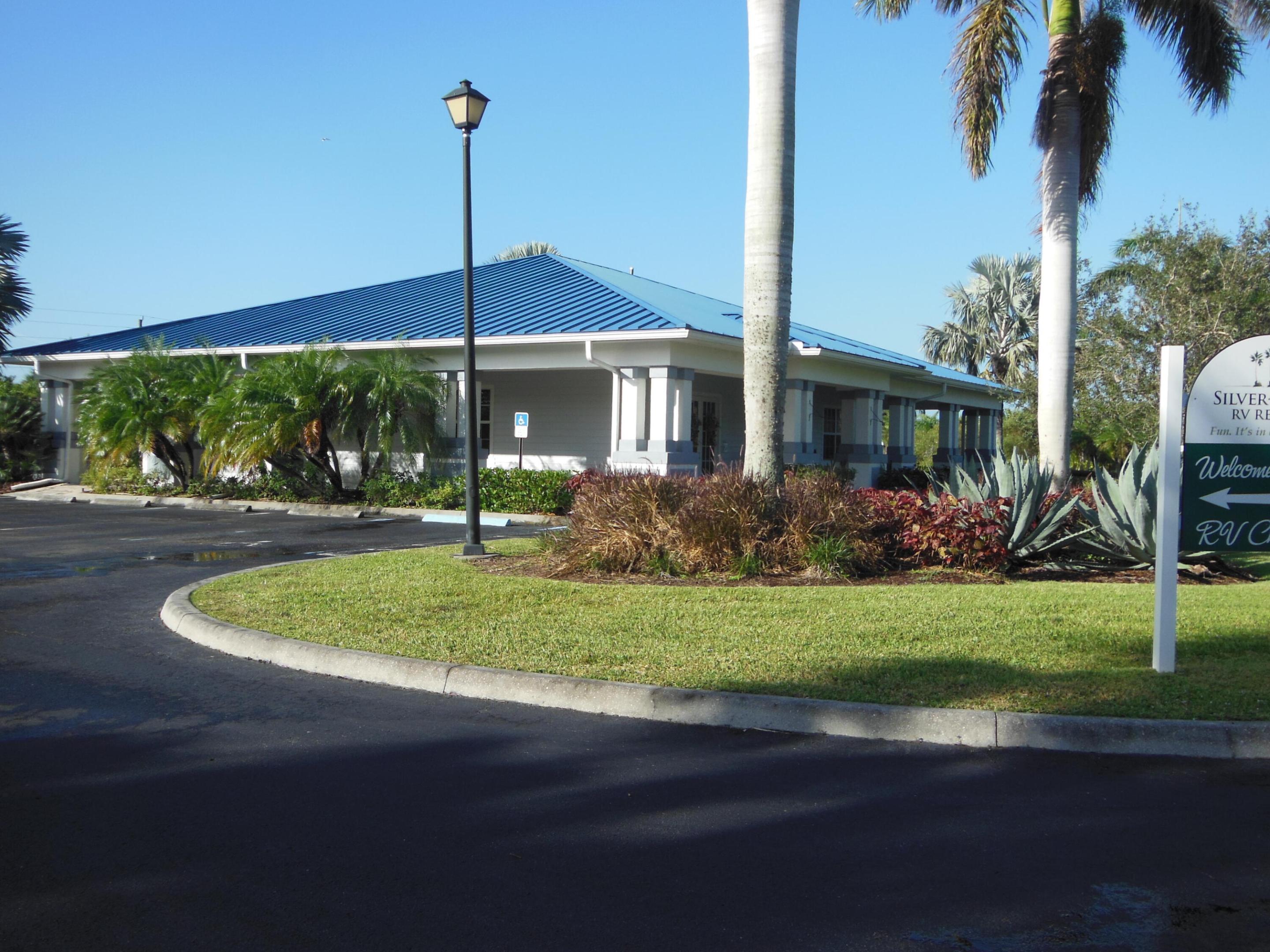 SILVER PALMS RV VILLAGE - Land