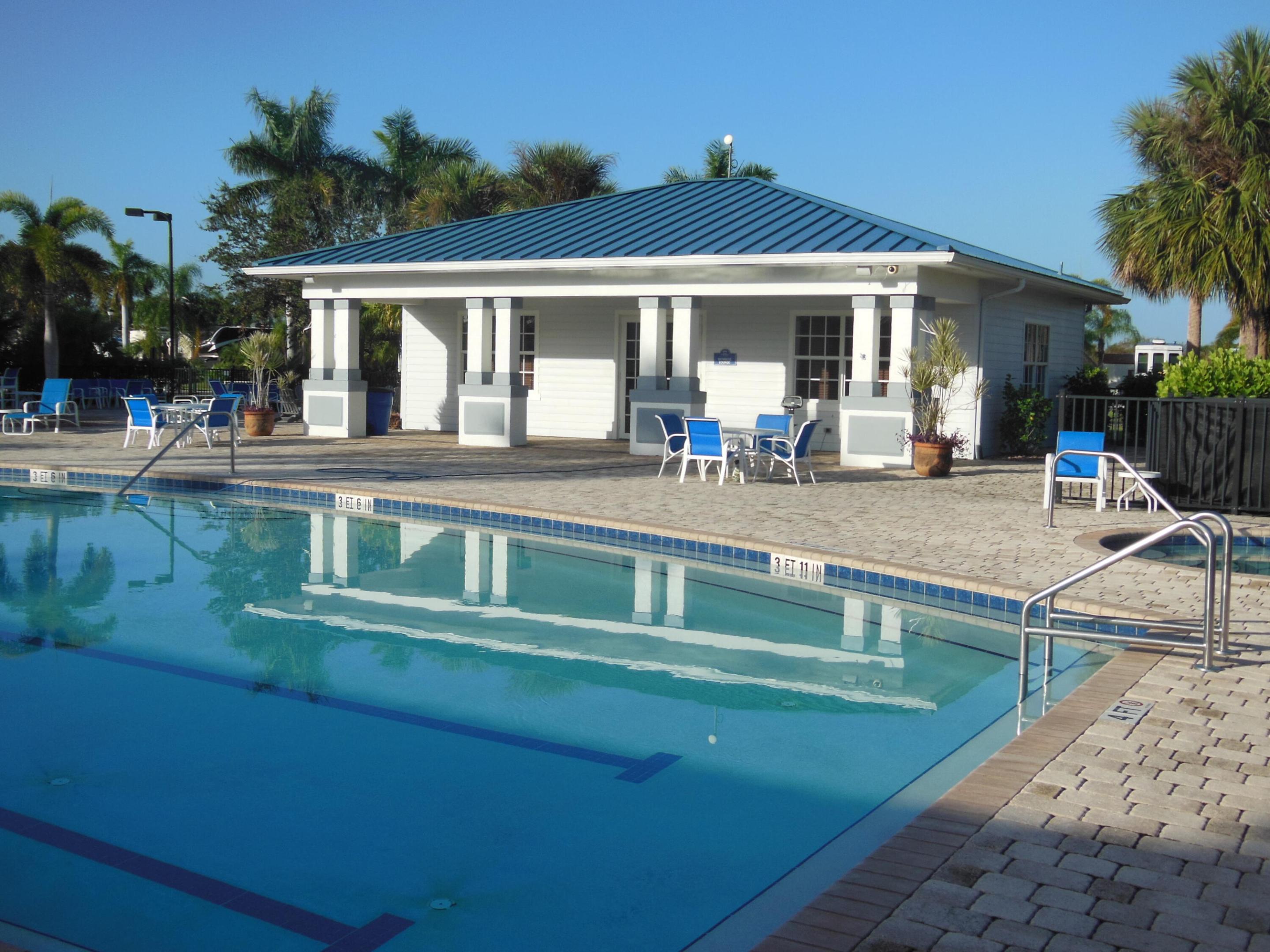 SILVER PALMS RV VILLAGE - Land