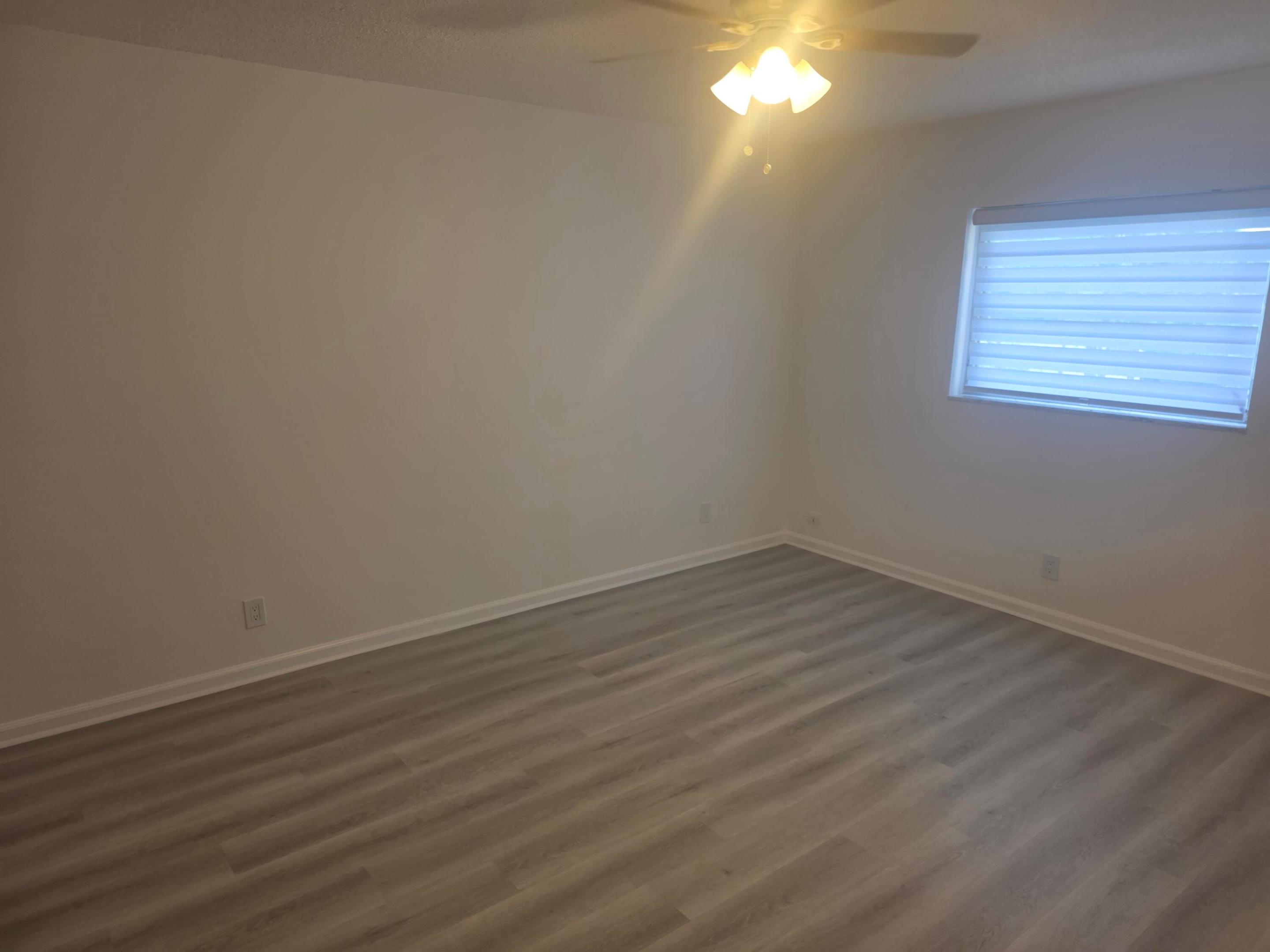 DEERFIELD PINES NORTH CONDO - Residential Lease