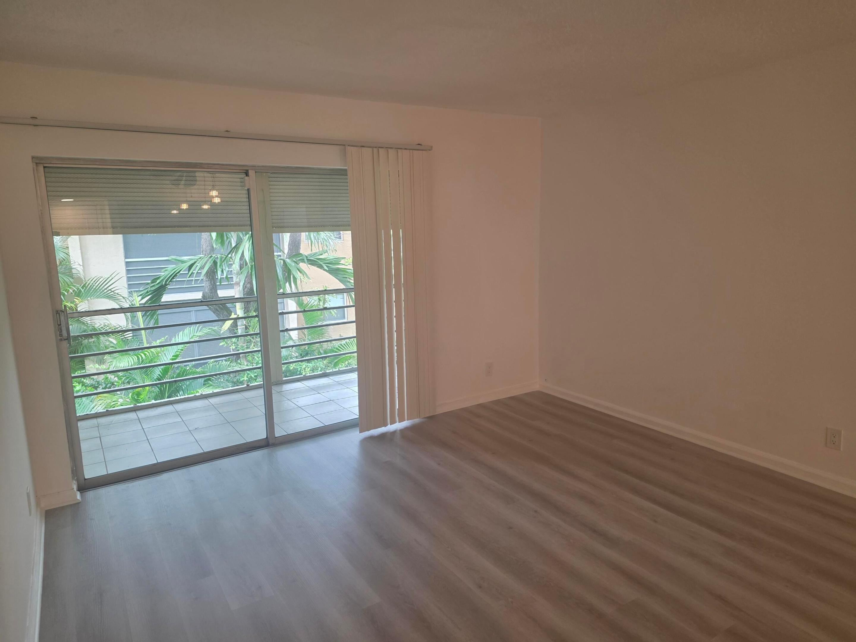 DEERFIELD PINES NORTH CONDO - Residential Lease