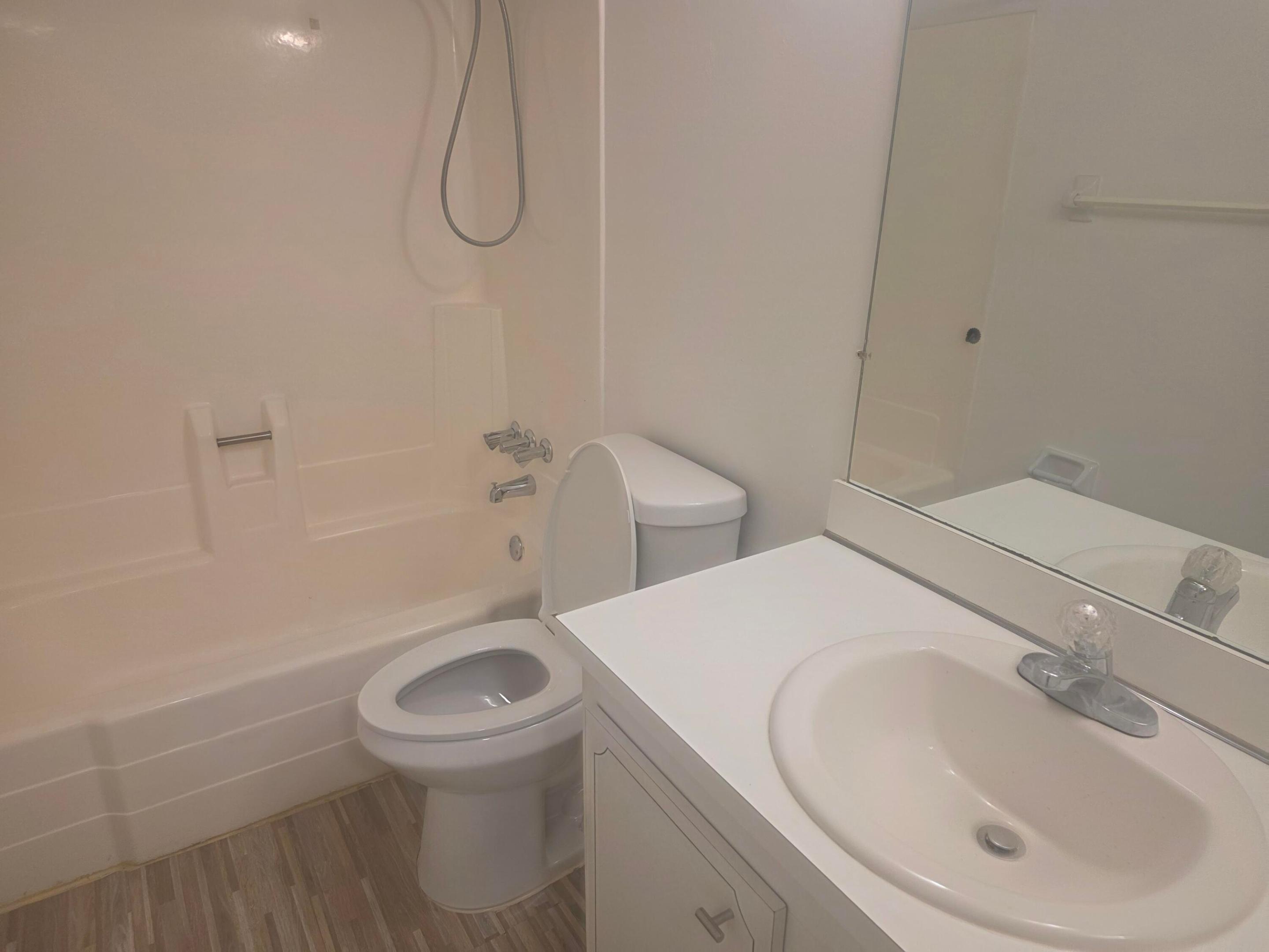 DEERFIELD PINES NORTH CONDO - Residential Lease