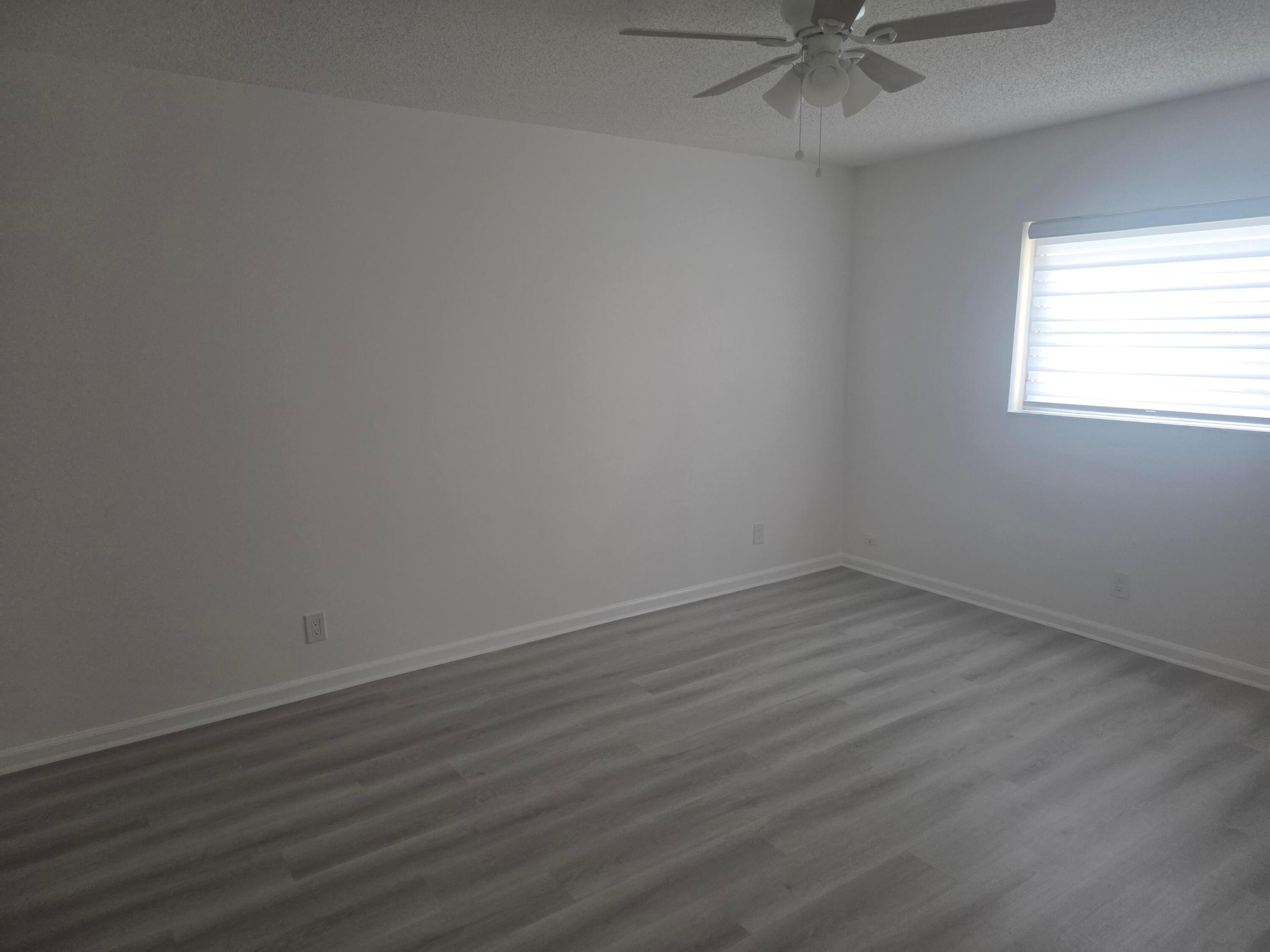 DEERFIELD PINES NORTH CONDO - Residential Lease