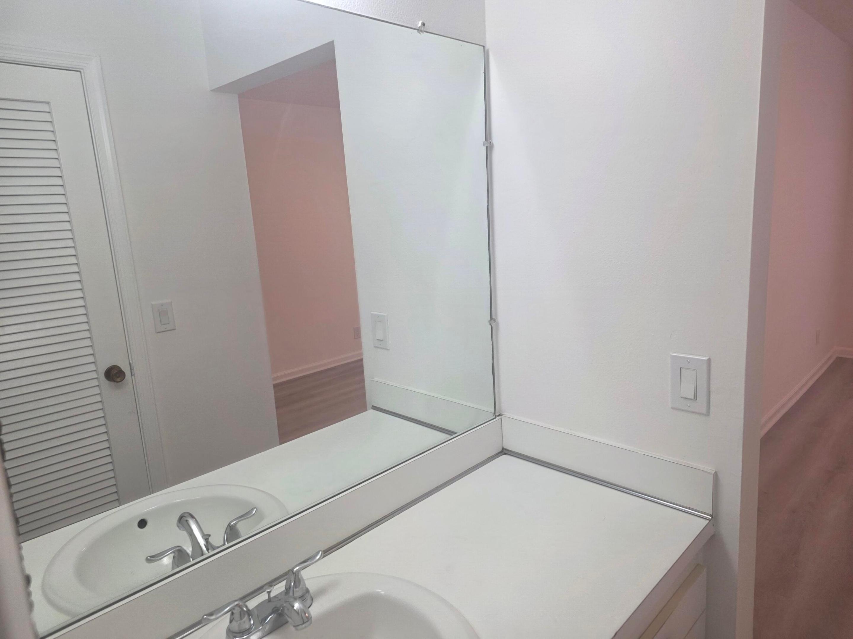DEERFIELD PINES NORTH CONDO - Residential Lease