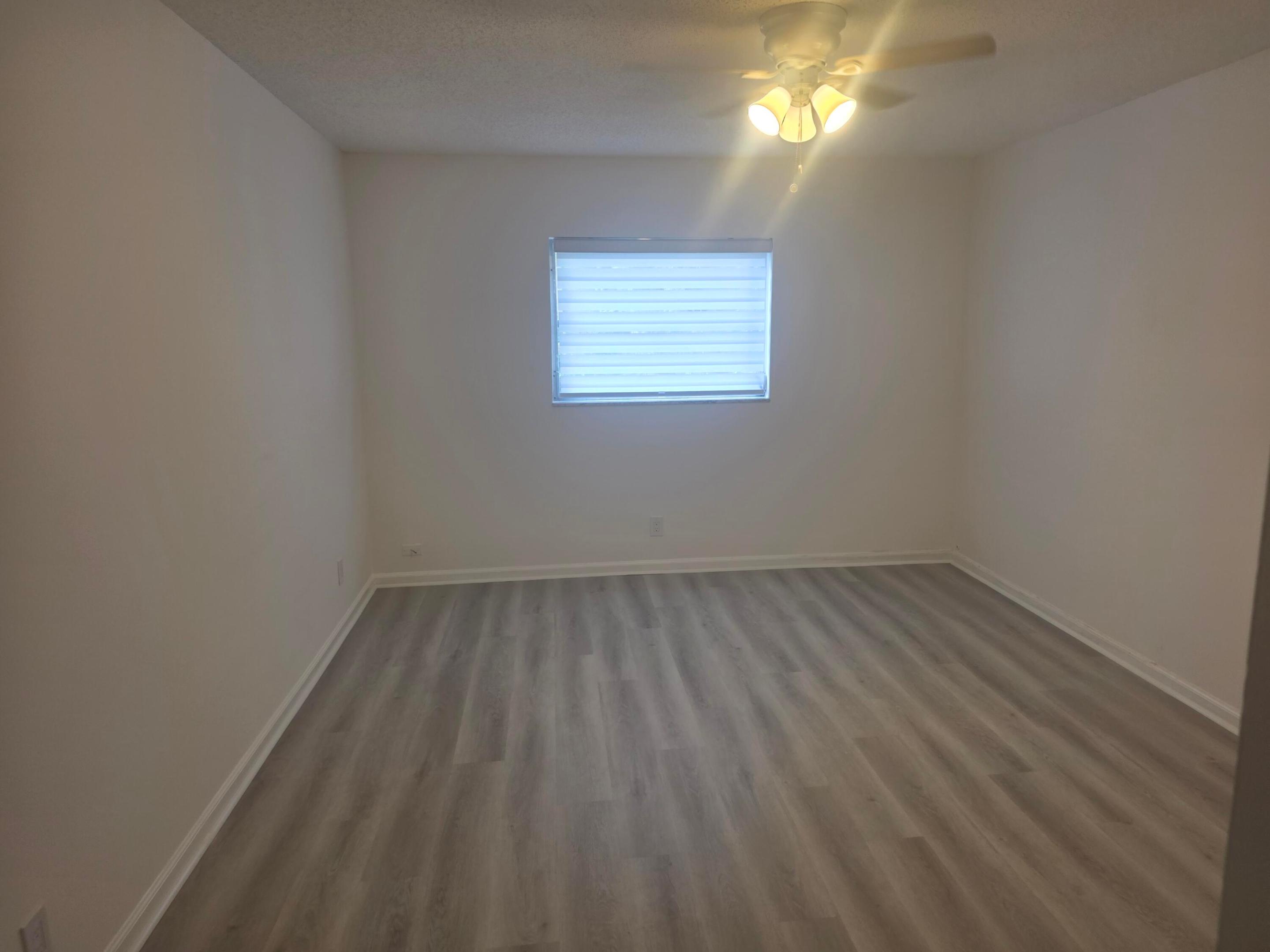 DEERFIELD PINES NORTH CONDO - Residential Lease