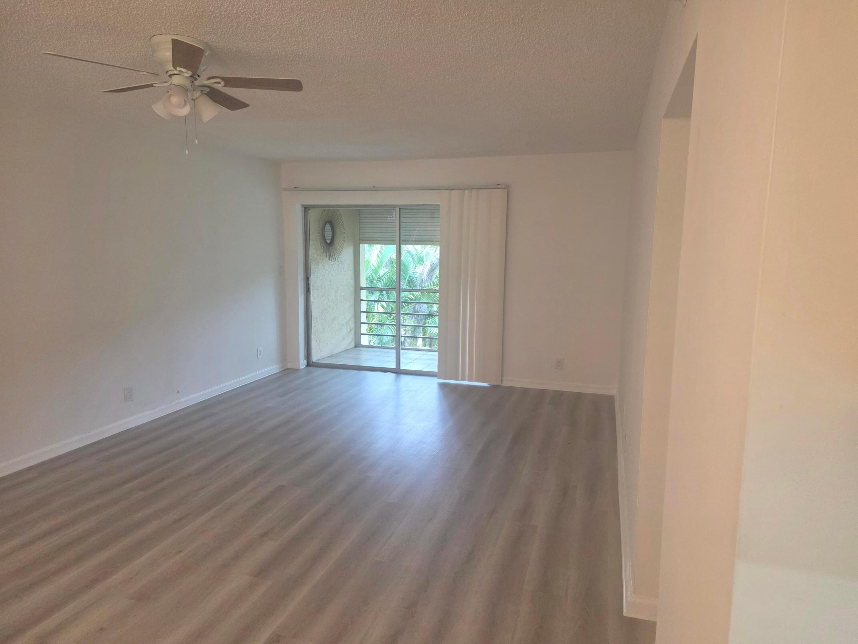 DEERFIELD PINES NORTH CONDO - Residential Lease