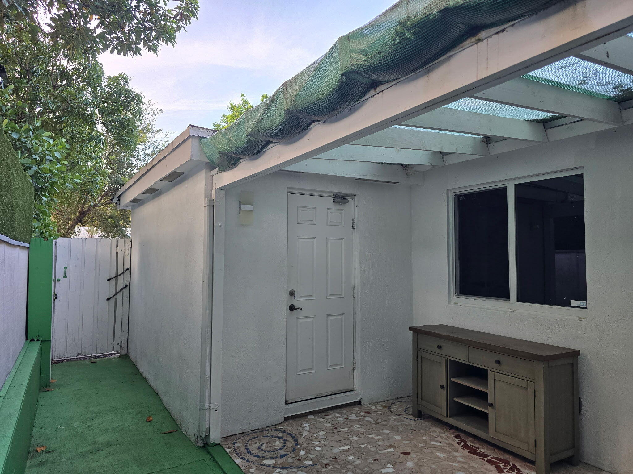 NORTH HOLLYWOOD - Residential Lease