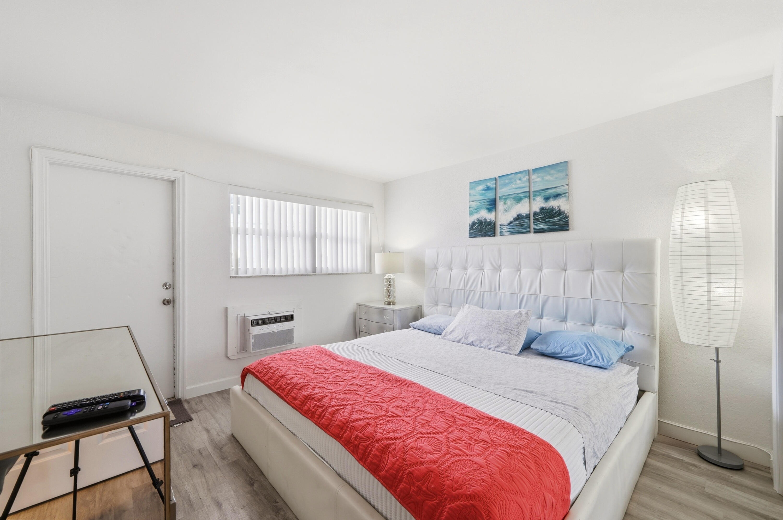 ASTOR CONDO - Residential