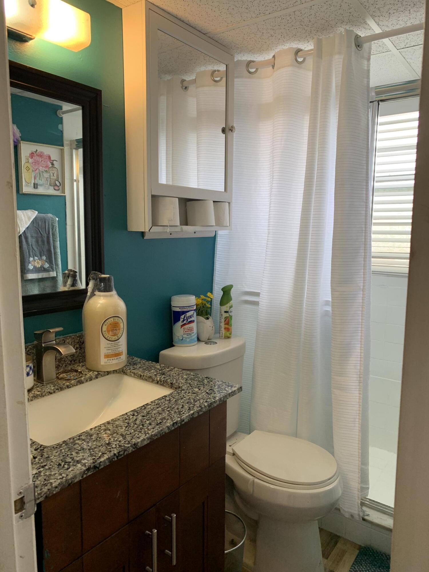 ORIOLE GOLF & TENNIS CLUB CONDO - Residential