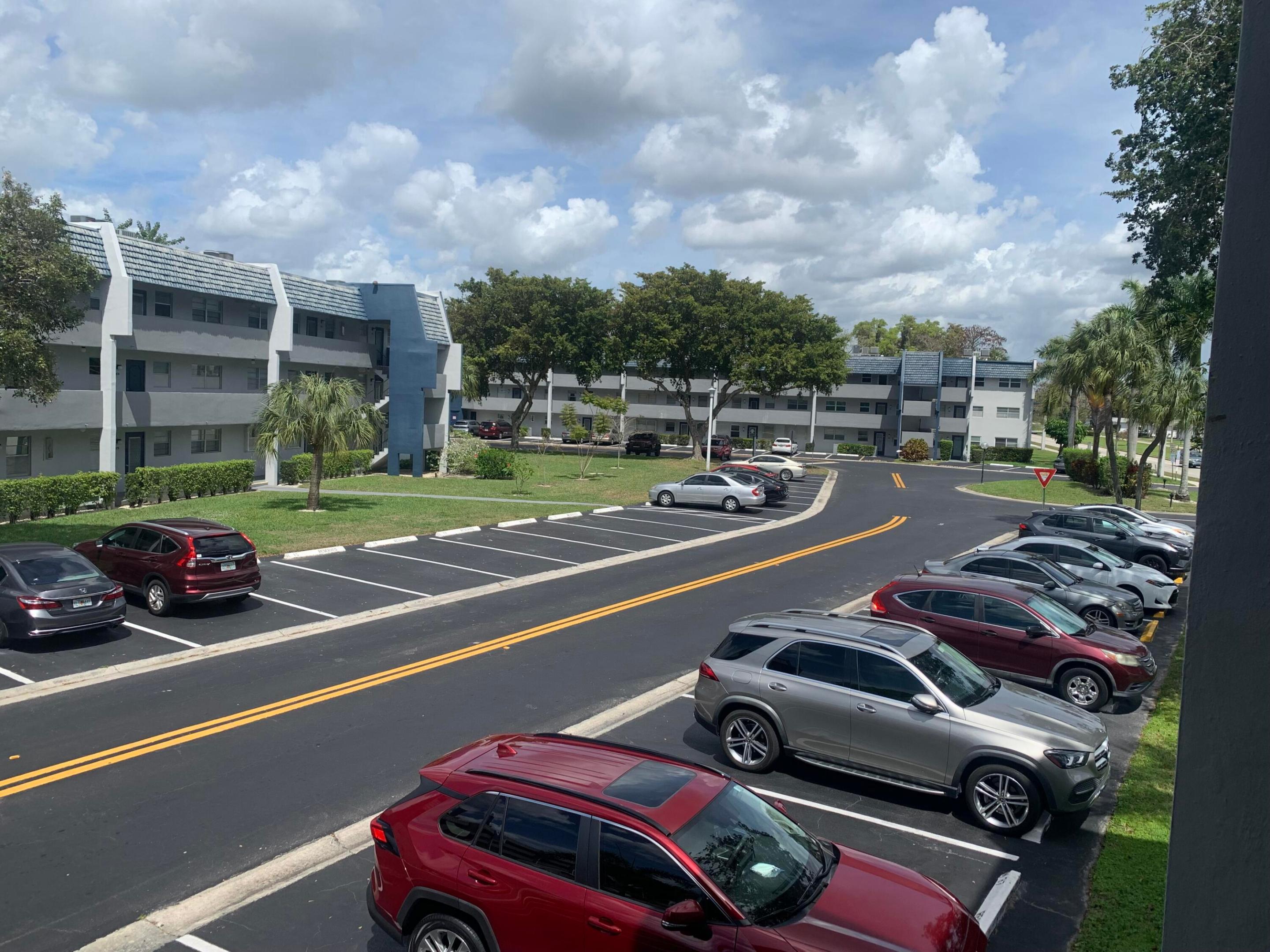 ORIOLE GOLF & TENNIS CLUB CONDO - Residential