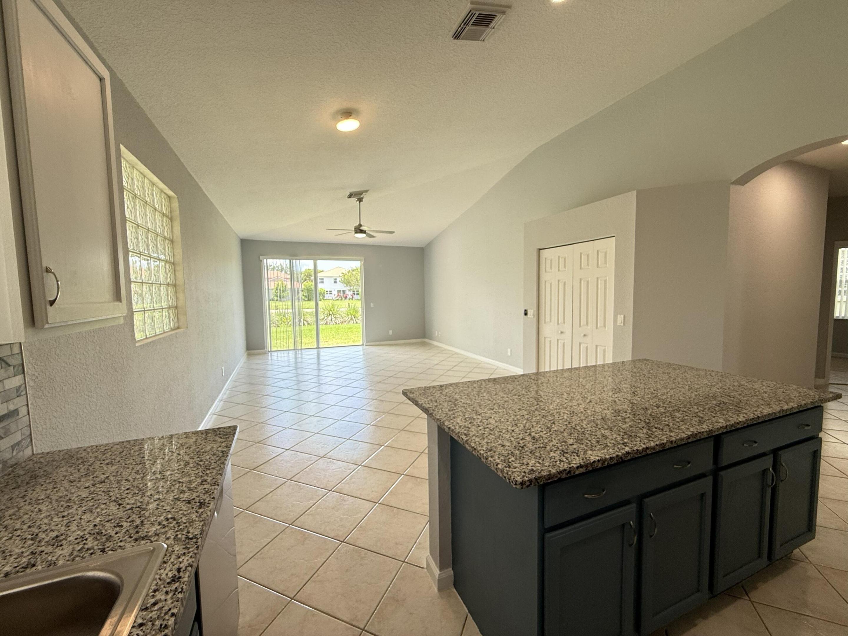CITRUS ISLE PUD - Residential Lease