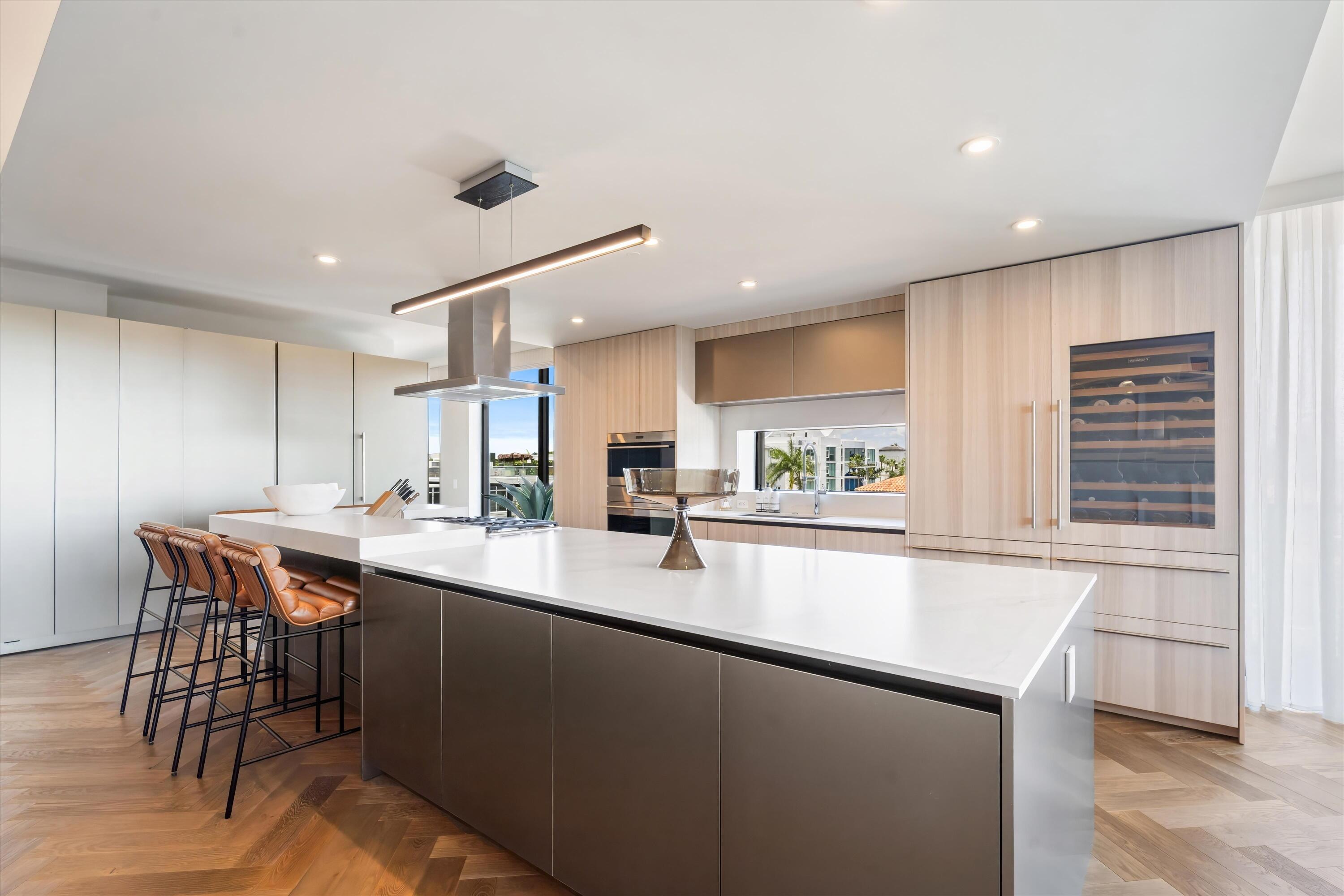 ONE24 RESIDENCES CONDO - Residential