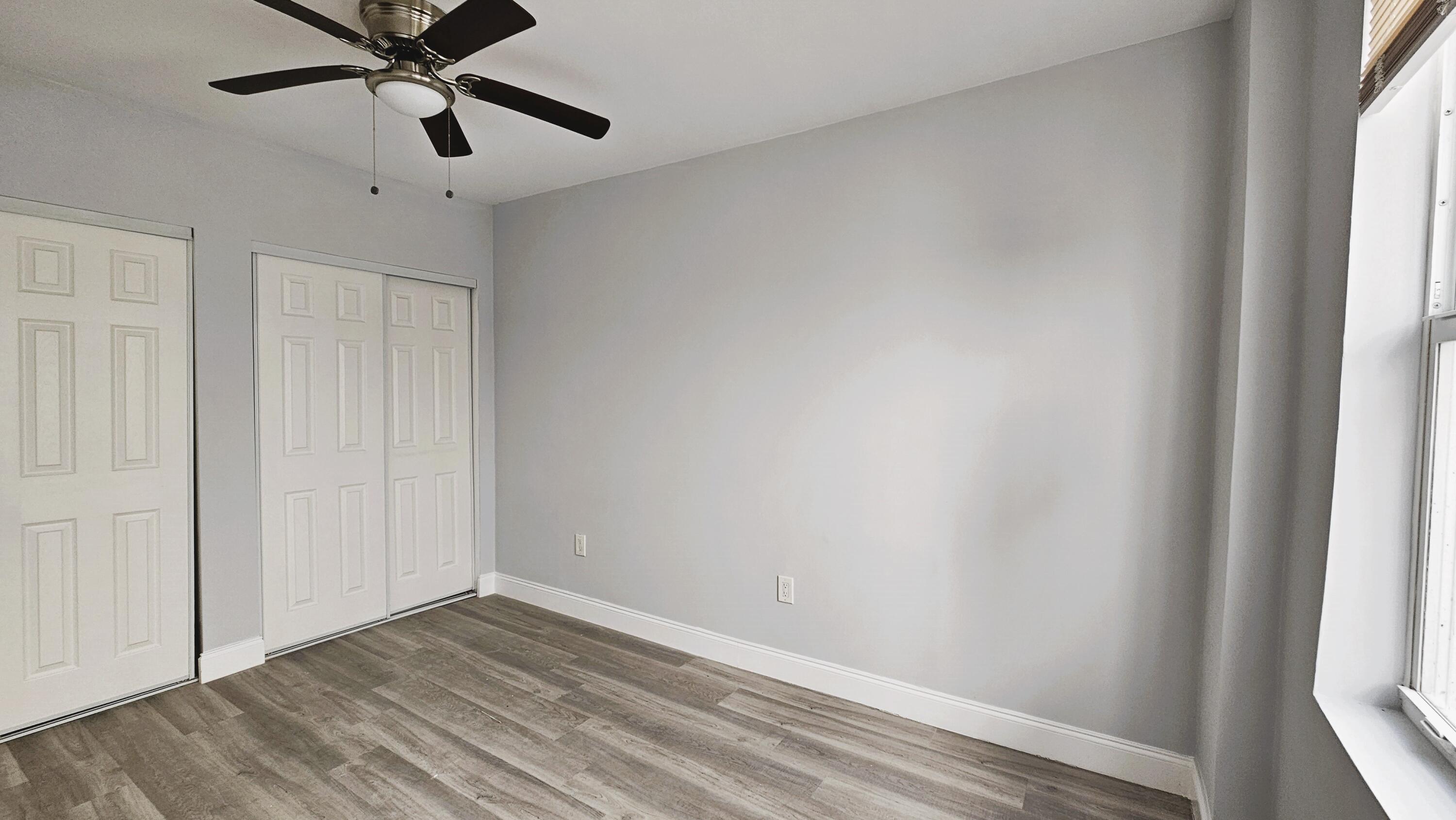 LAWRENCE ESTATE LAND CO - Residential Lease