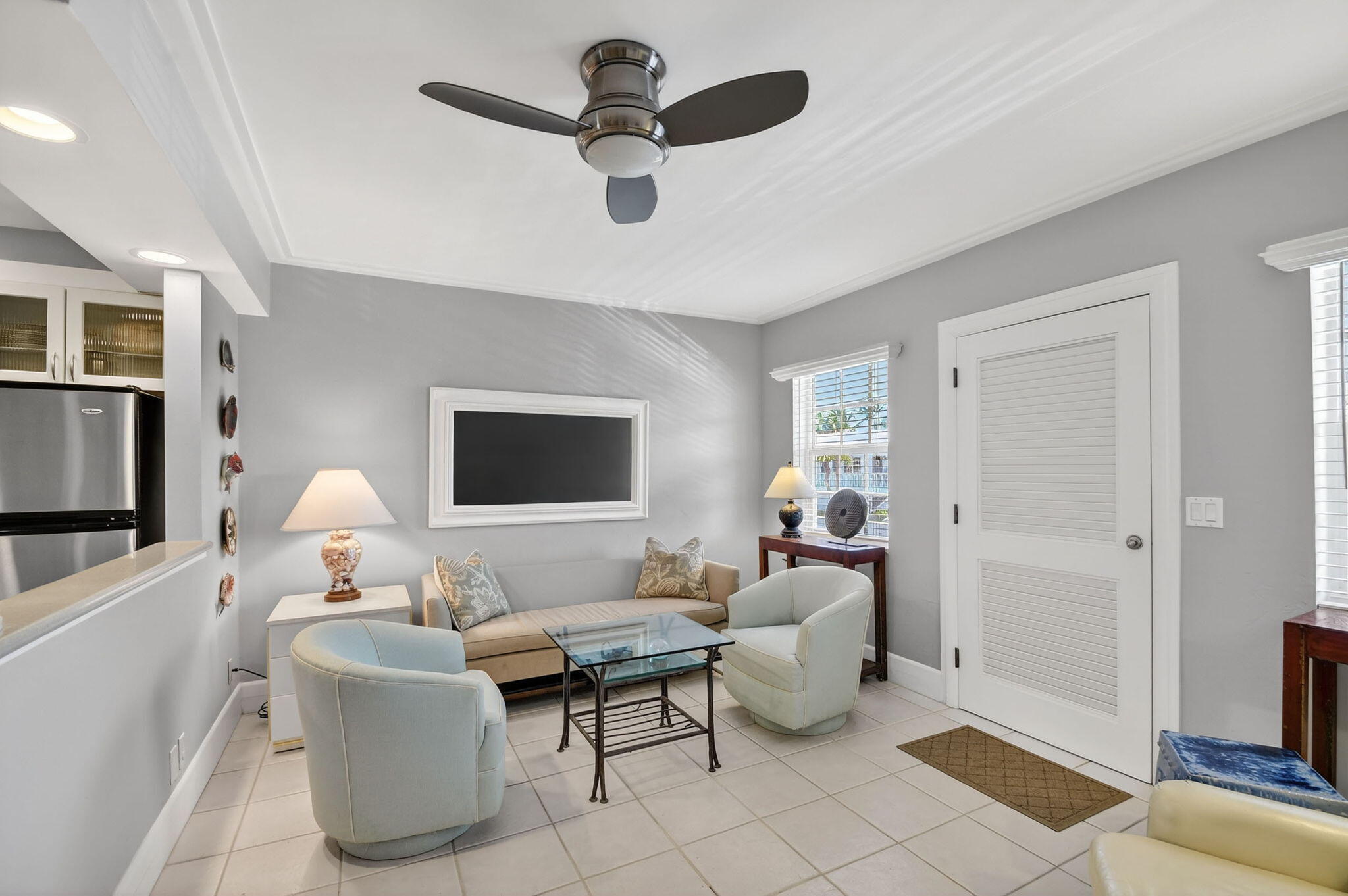 COLONIAL RIDGE CORP - Residential Lease