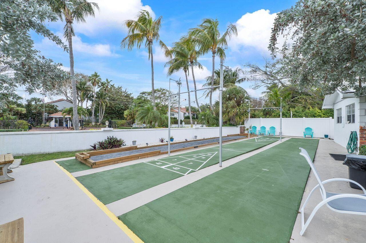 COLONIAL RIDGE CORP - Residential Lease