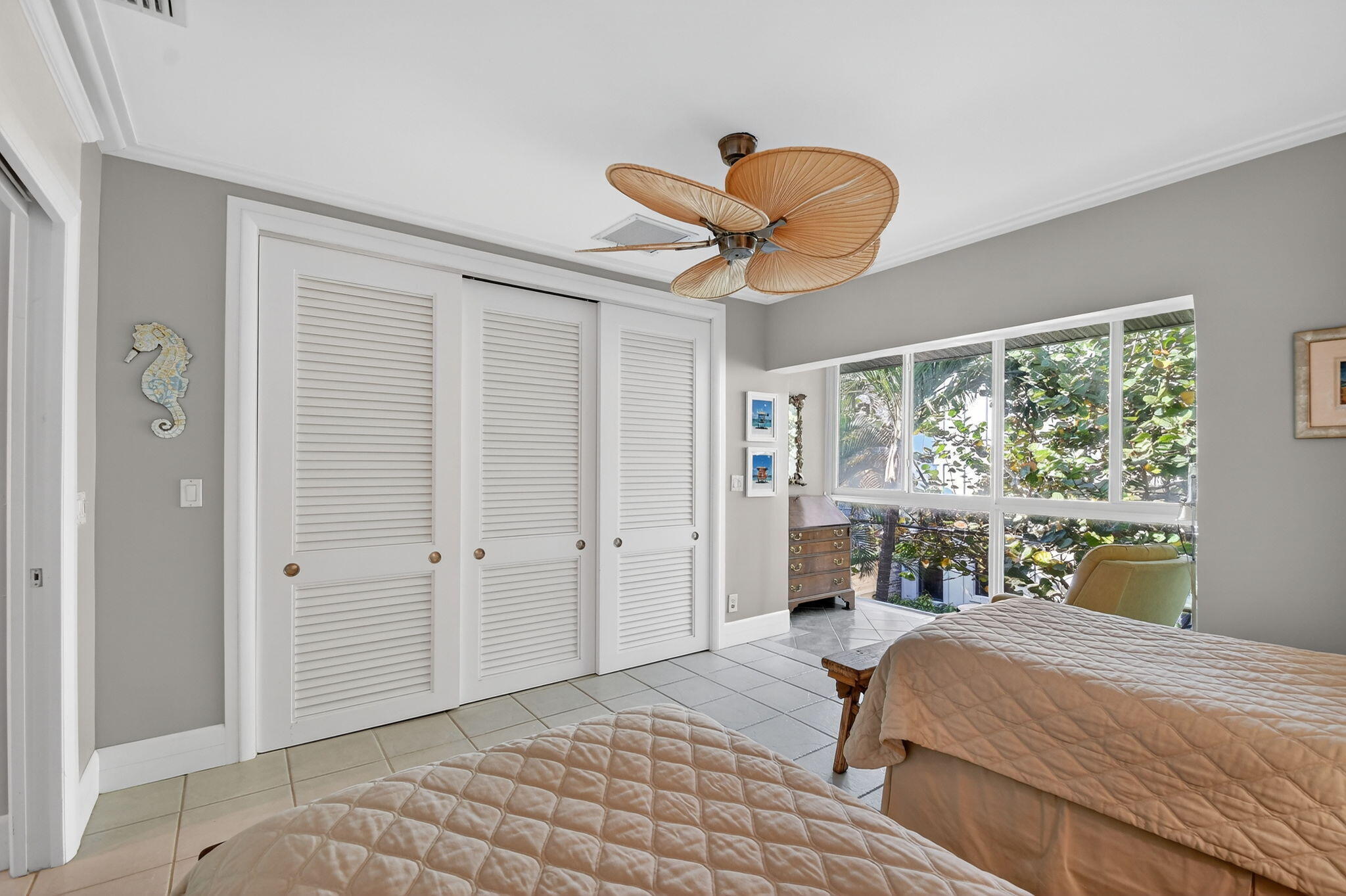 COLONIAL RIDGE CORP - Residential Lease