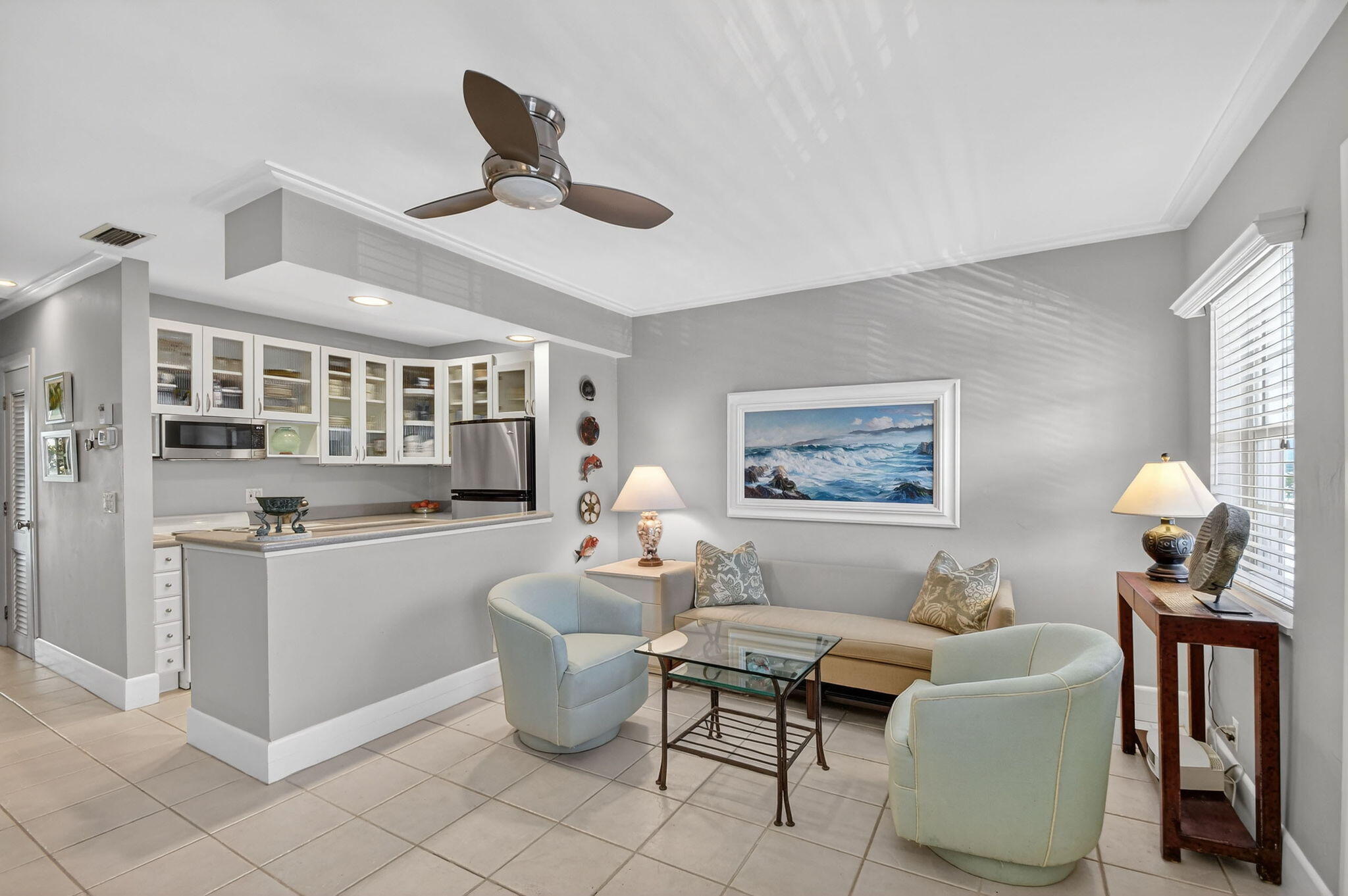COLONIAL RIDGE CORP - Residential Lease