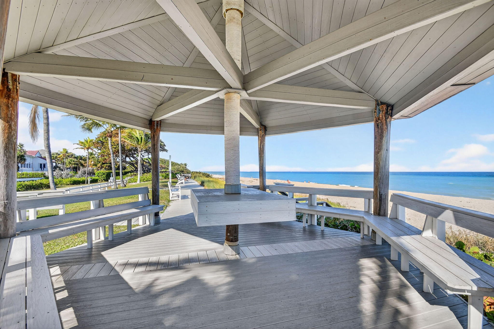 COLONIAL RIDGE CORP - Residential Lease