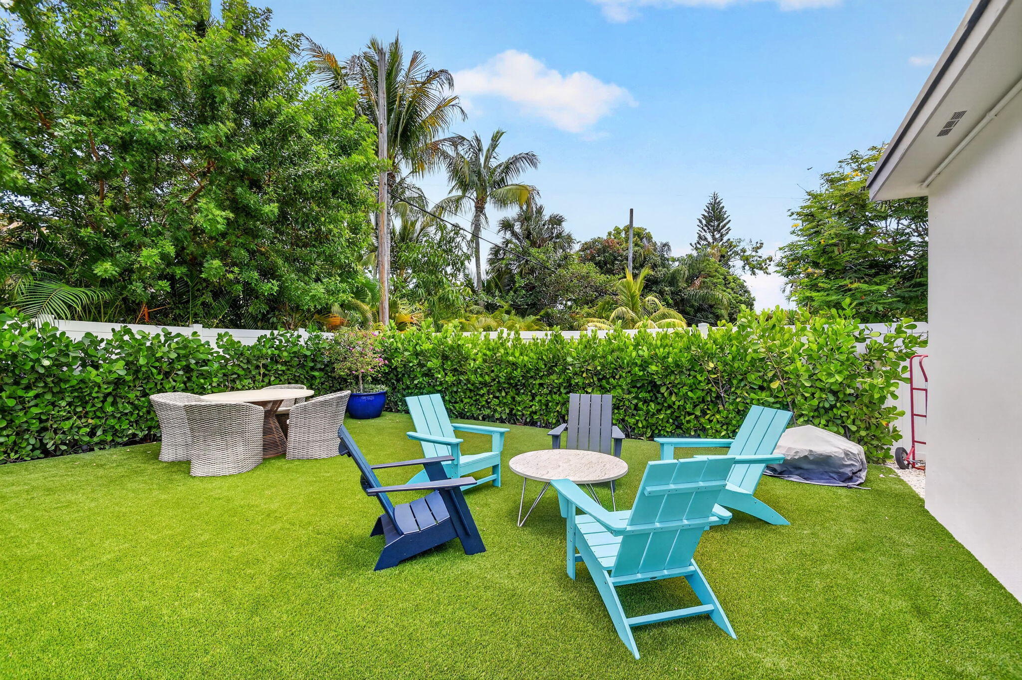 LITTLE RANCHES - Residential