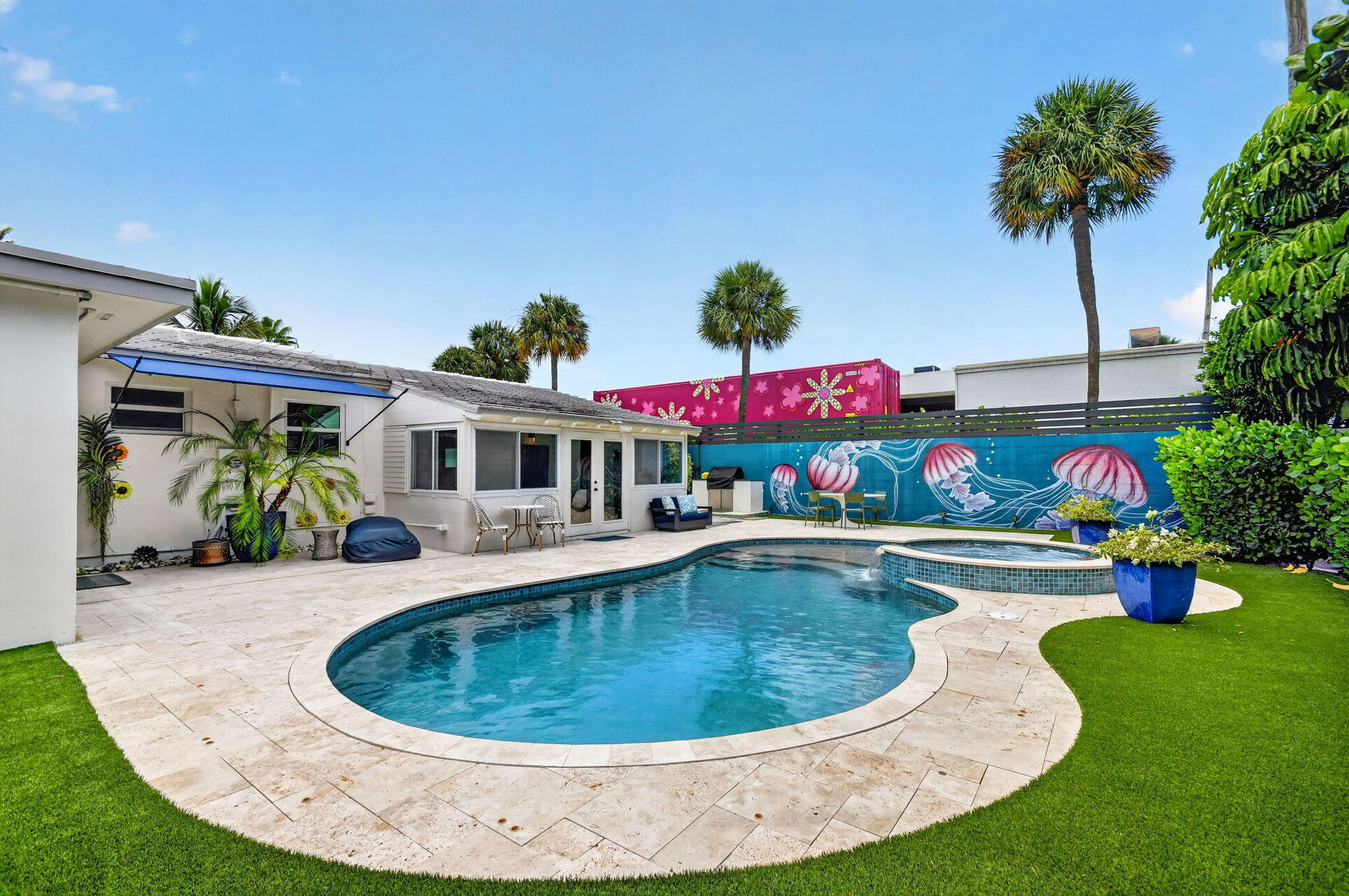 LITTLE RANCHES - Residential