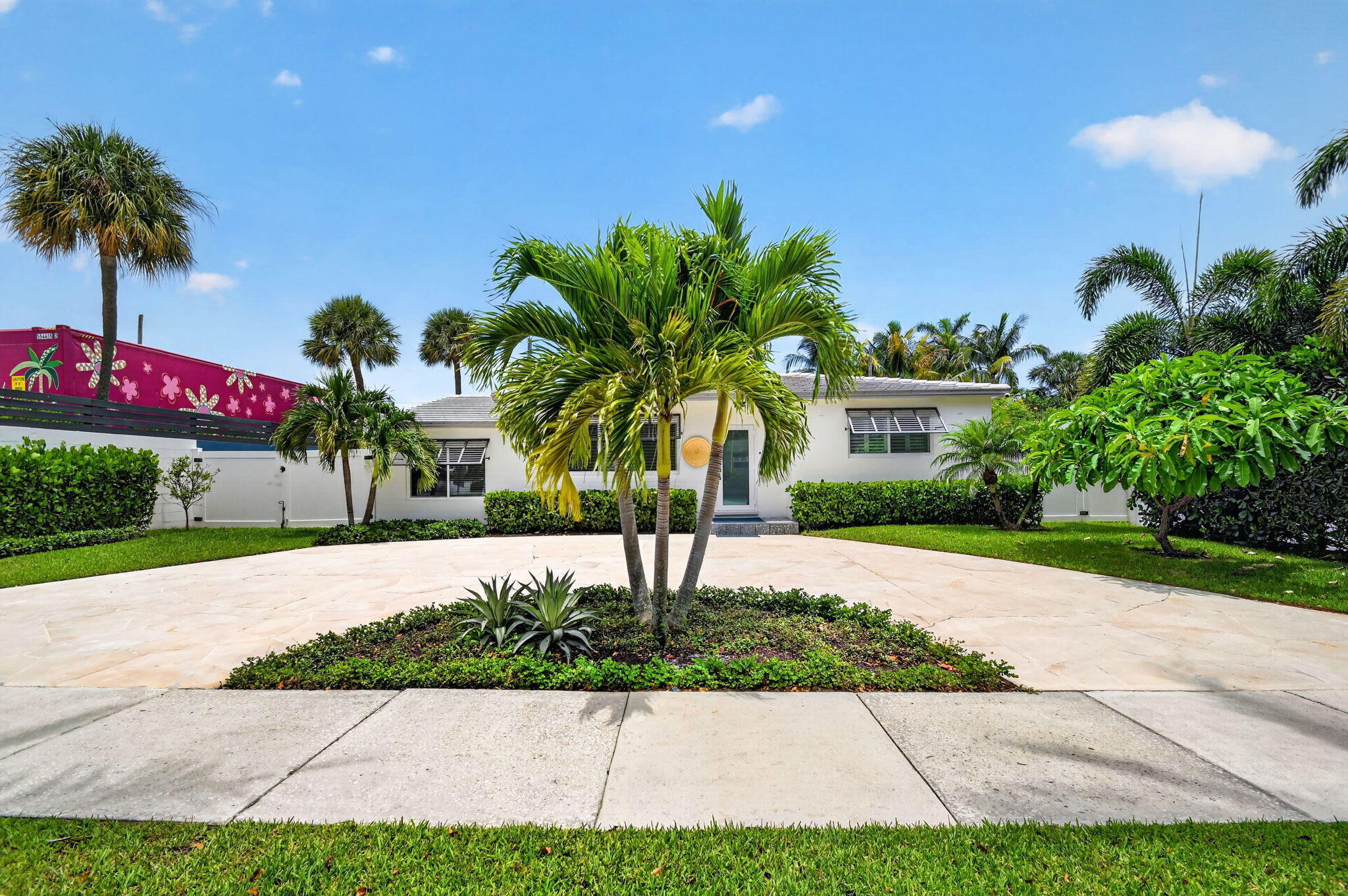 LITTLE RANCHES - Residential