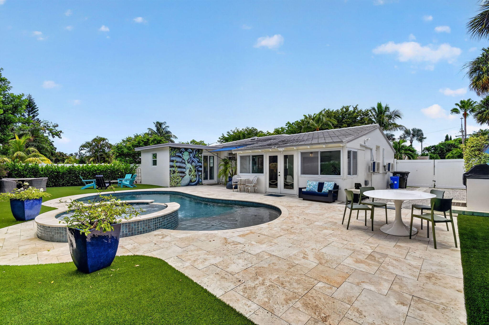LITTLE RANCHES - Residential
