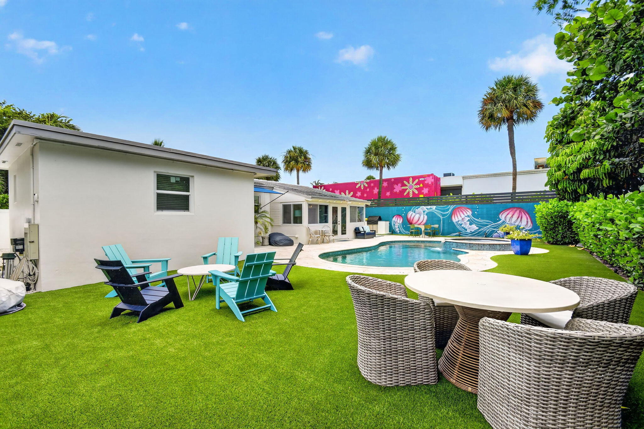 LITTLE RANCHES - Residential