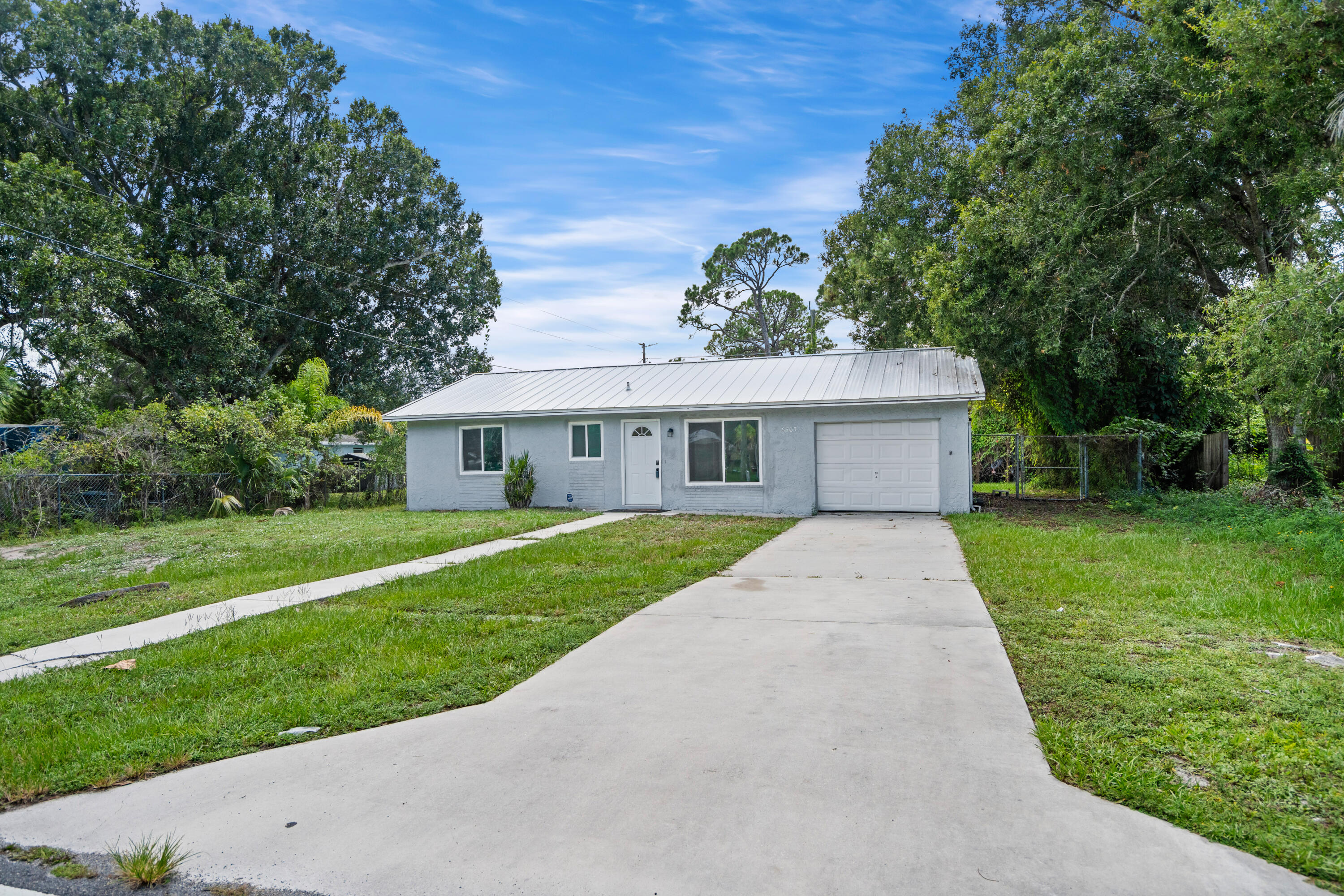 LAKEWOOD PARK UNIT 9 - Residential