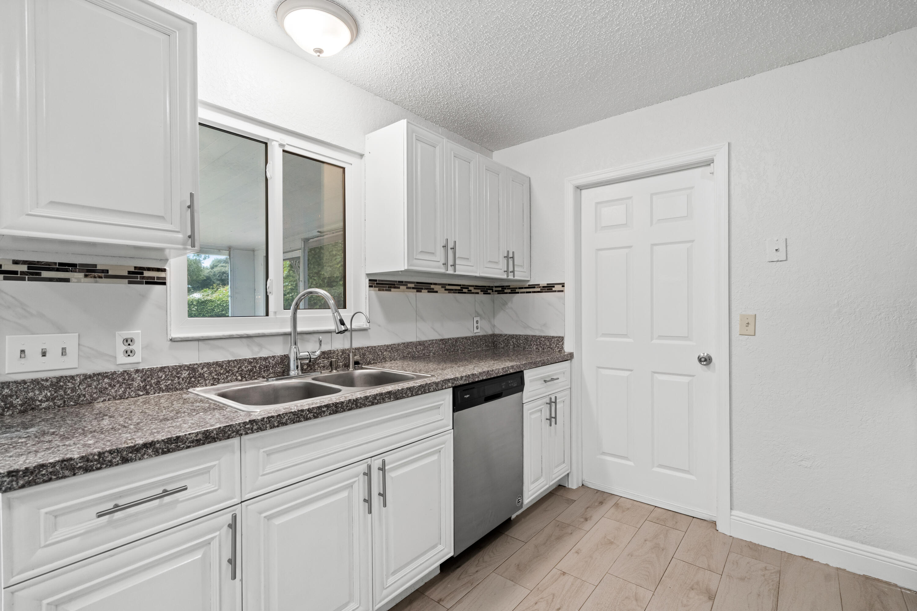 LAKEWOOD PARK UNIT 9 - Residential