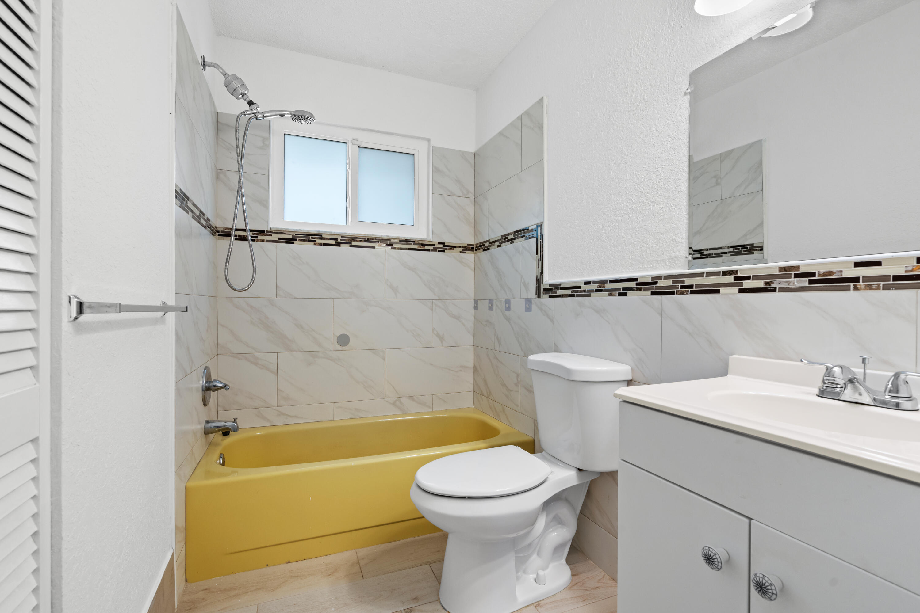 LAKEWOOD PARK UNIT 9 - Residential
