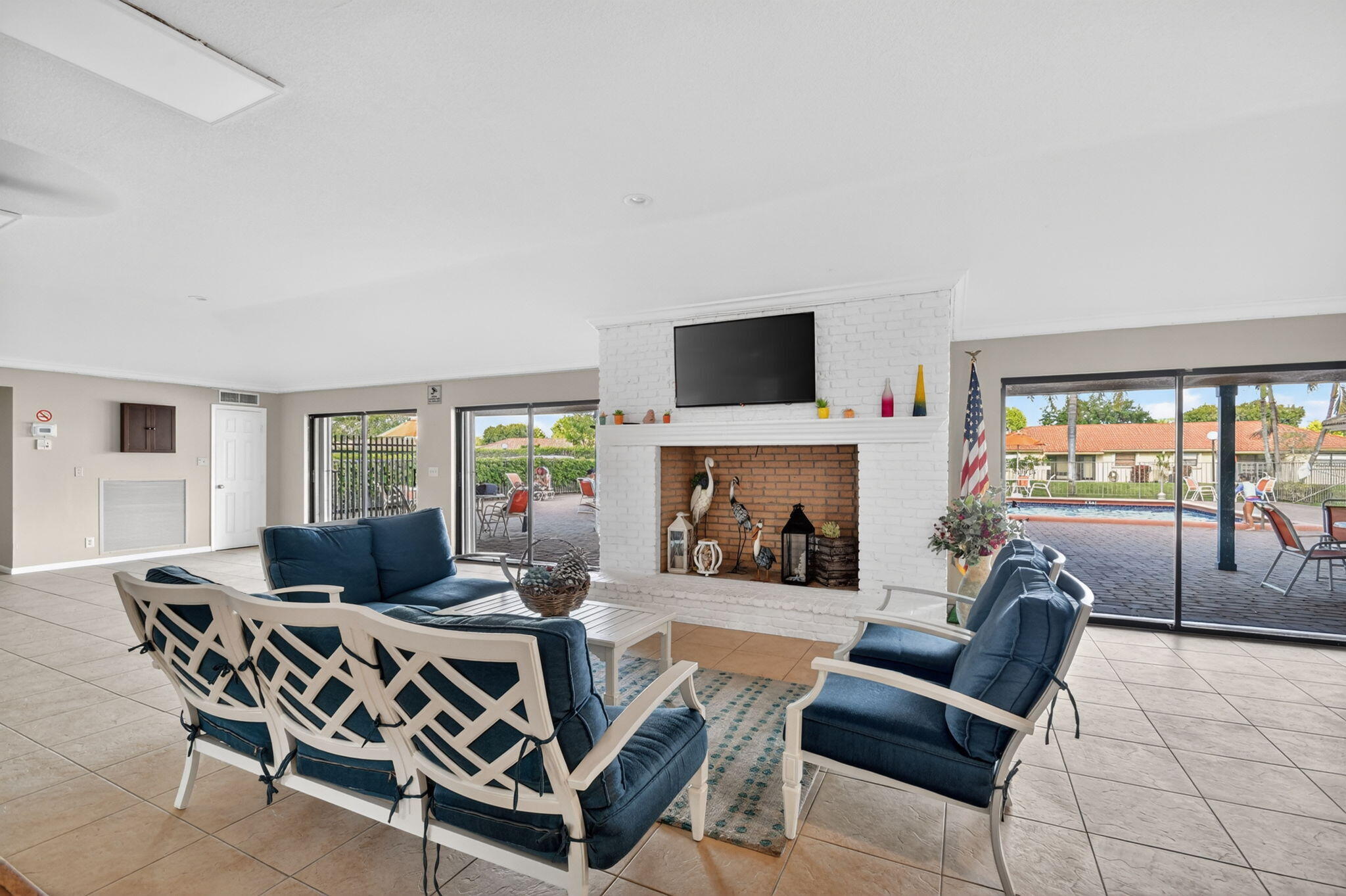 BENT TREE GARDENS WEST CONDO - Residential Lease