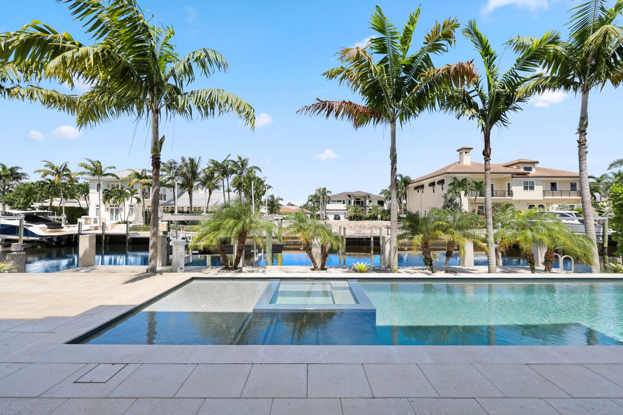 TROPIC ISLE 2ND SEC - Residential