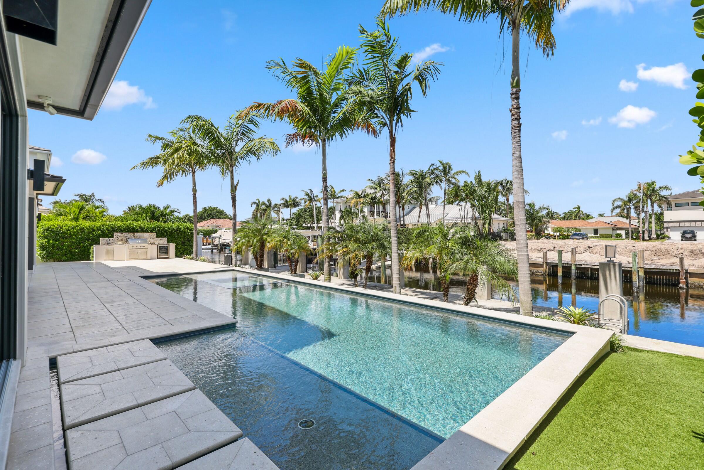 TROPIC ISLE 2ND SEC - Residential