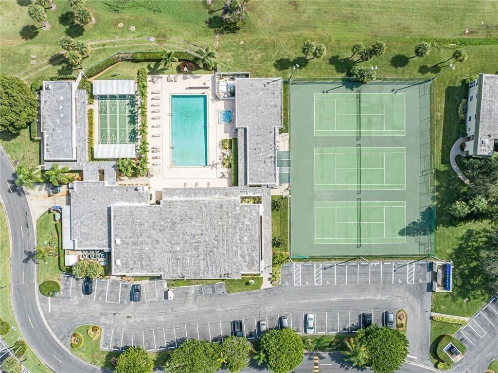 VISTA GARDENS - Residential Lease