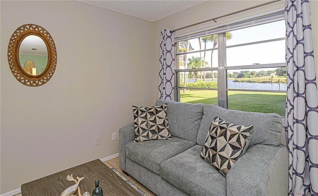 VISTA GARDENS - Residential Lease