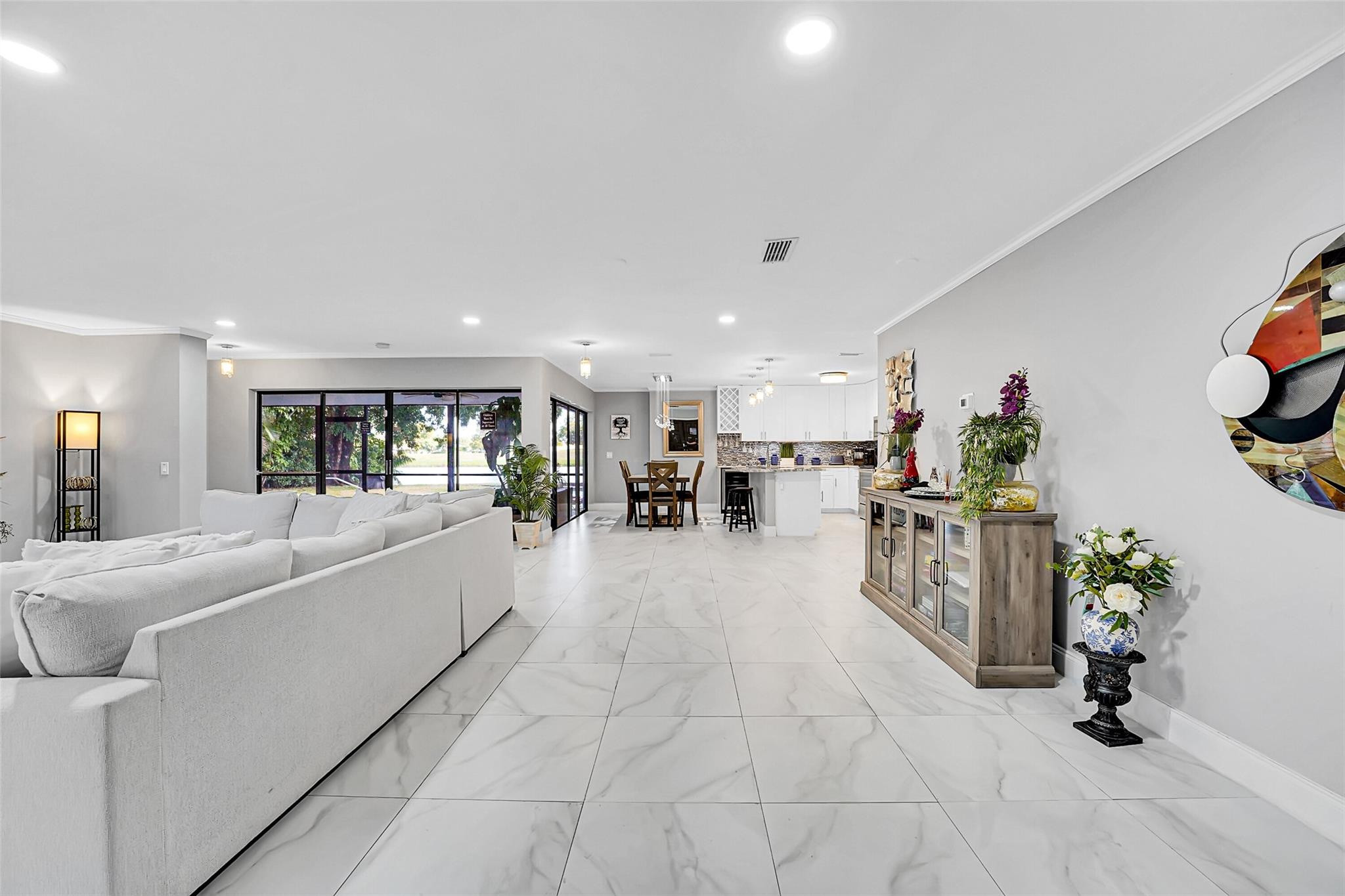 SOUTH SHORE WELLINGTON - Residential