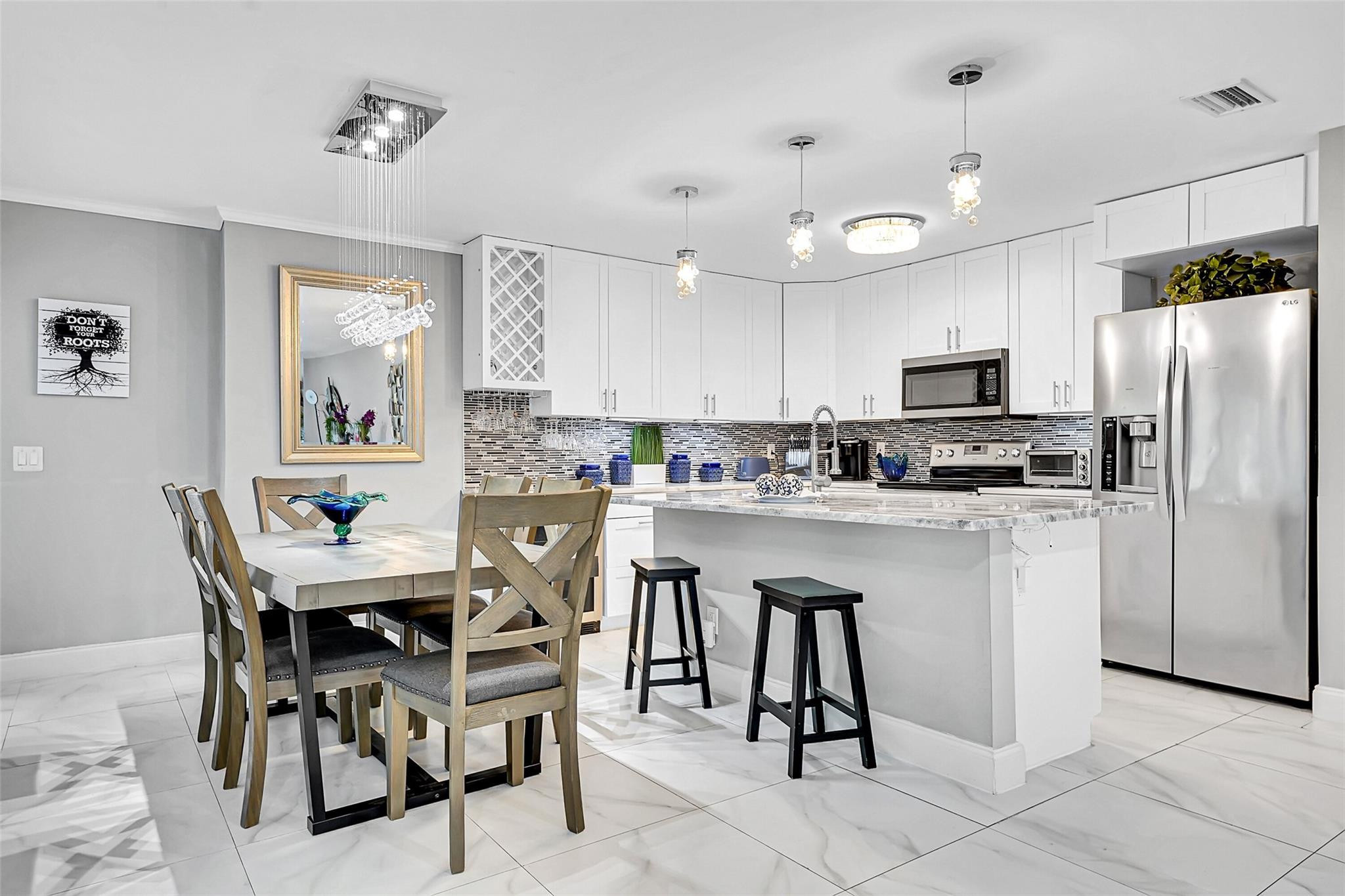 SOUTH SHORE WELLINGTON - Residential