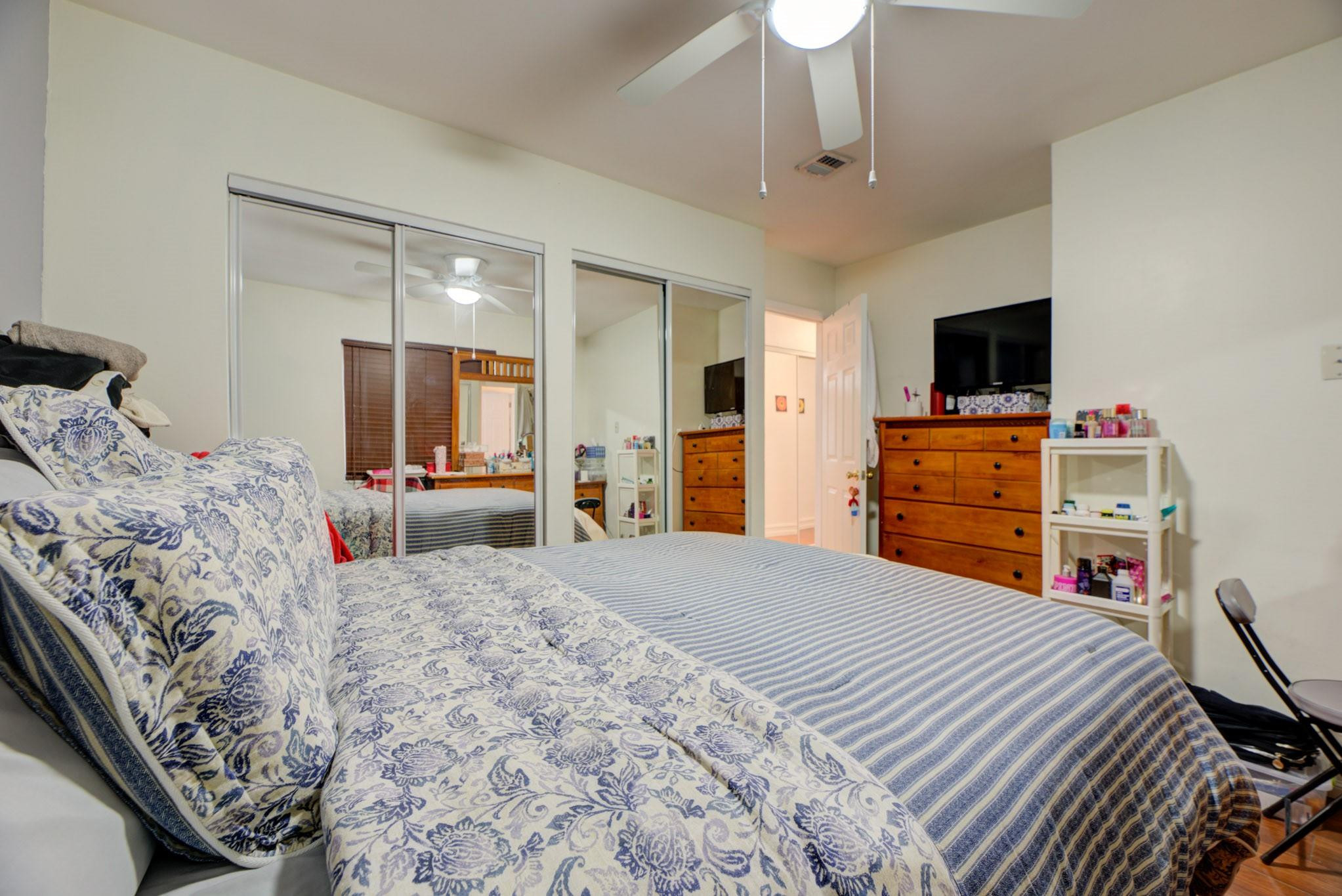 BROADVIEW COUNTRY CLUB - Residential