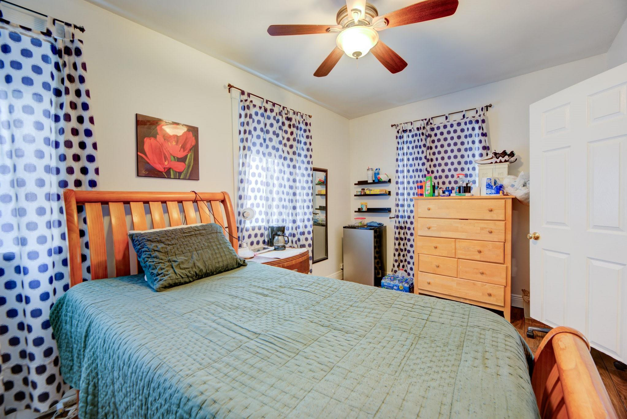 BROADVIEW COUNTRY CLUB - Residential