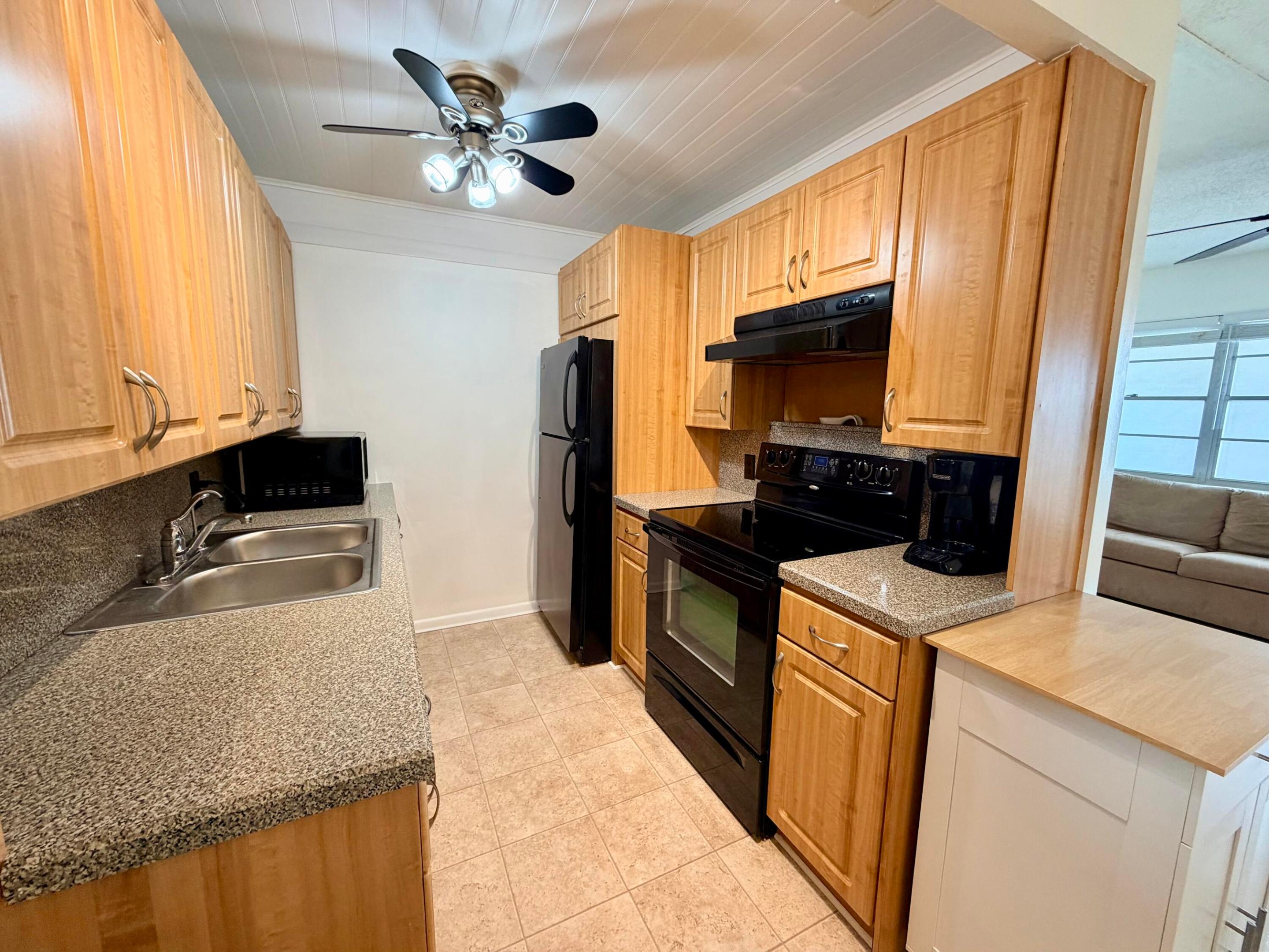NEWPORT S CONDO - Residential