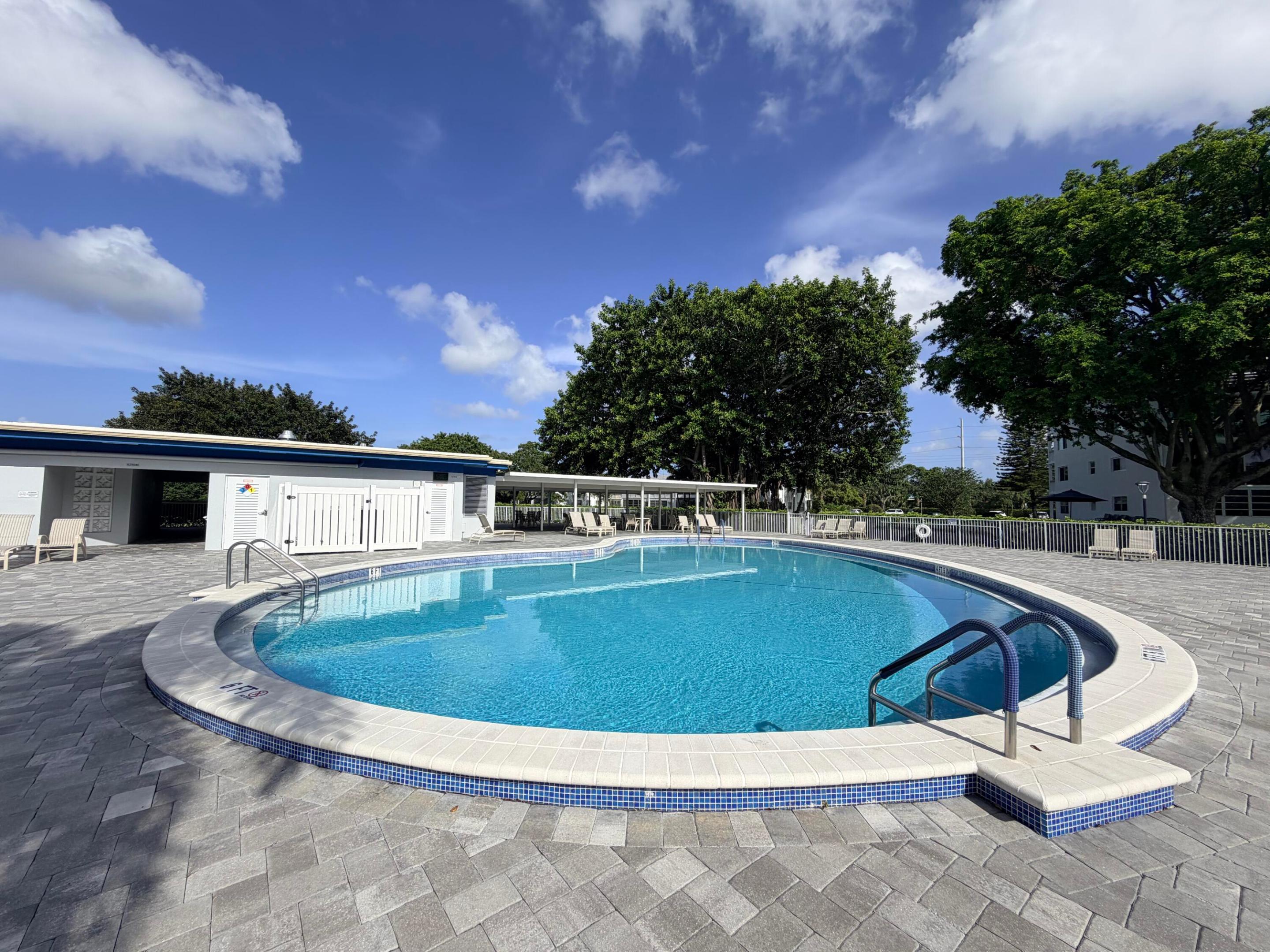 NEWPORT S CONDO - Residential