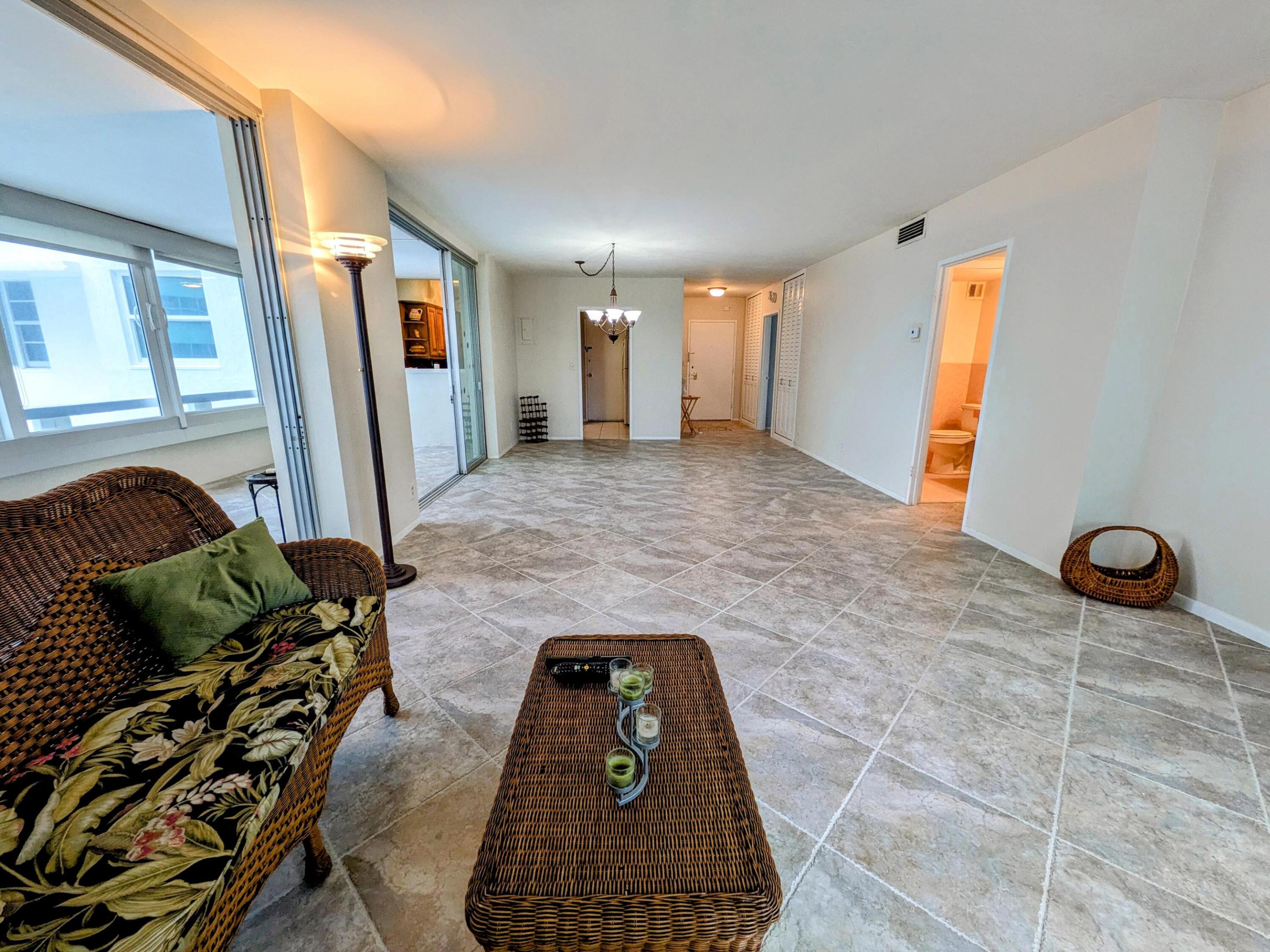 EDGEWATER ARMS CO-OP - Residential