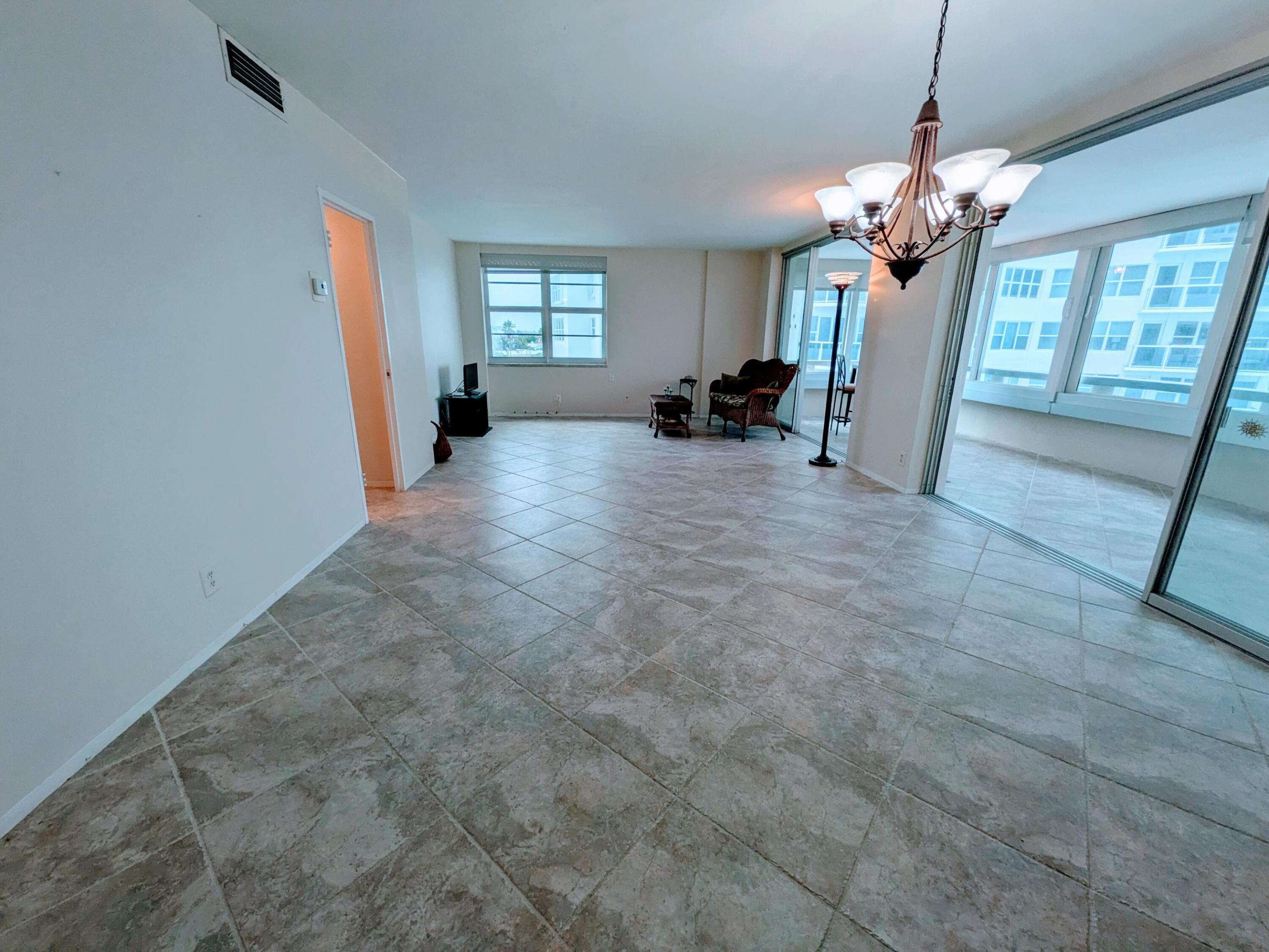 EDGEWATER ARMS CO-OP - Residential