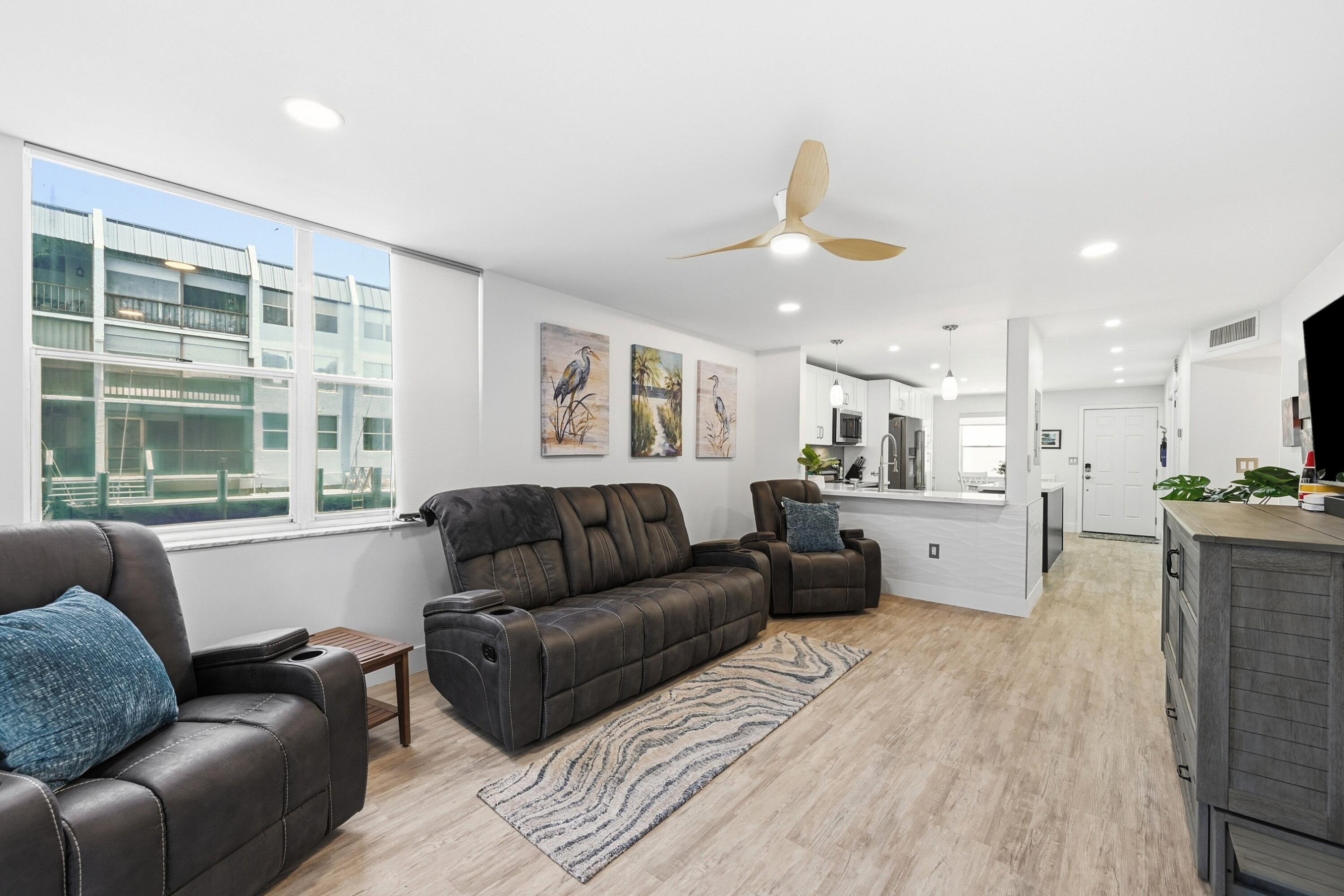 Island Club 1 - Residential