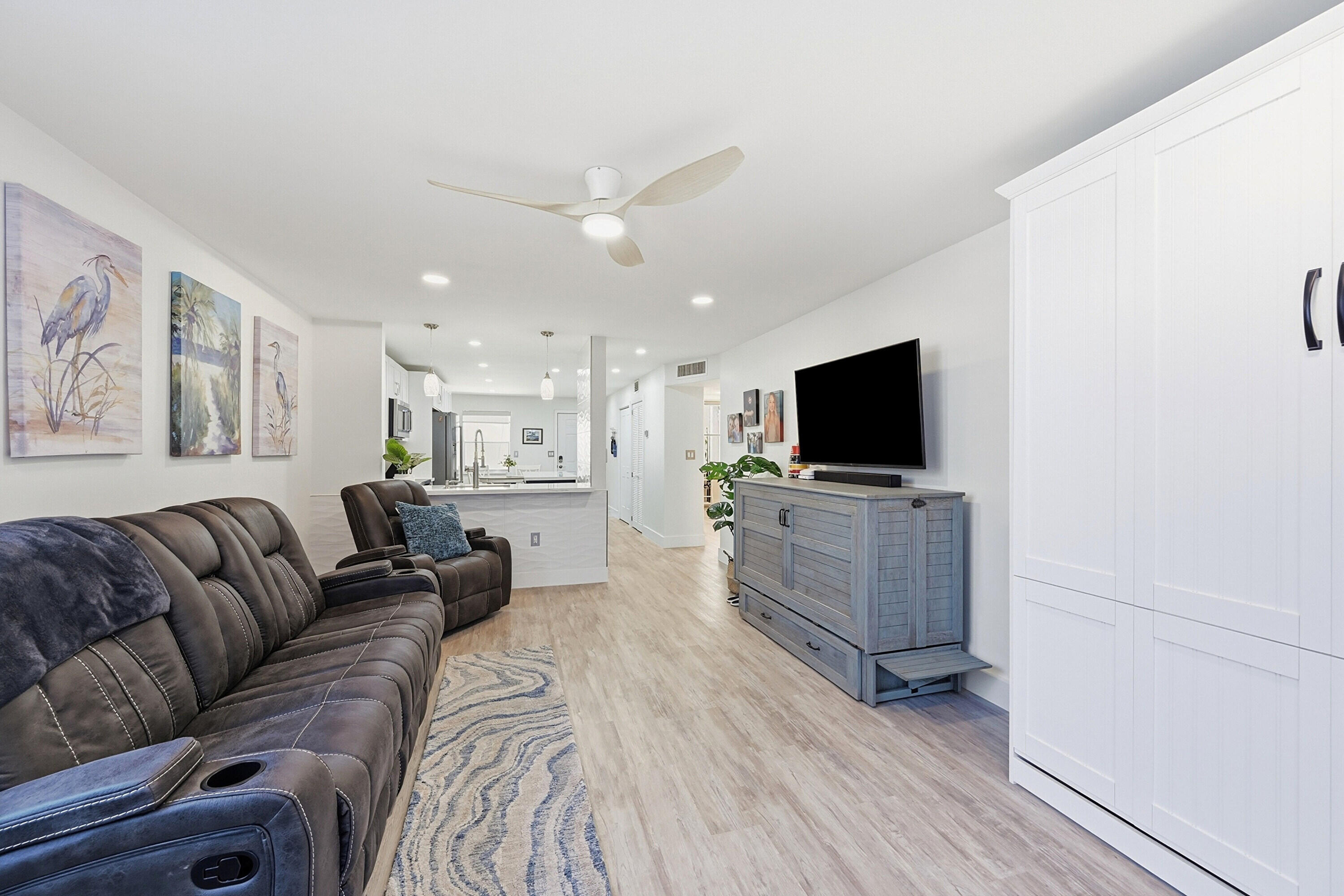 Island Club 1 - Residential
