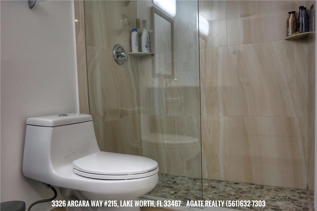 ESSEX AT POINCIANA CONDO - Residential