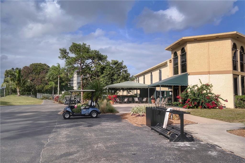 ESSEX AT POINCIANA CONDO - Residential