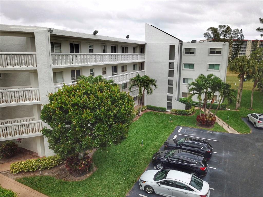 ESSEX AT POINCIANA CONDO - Residential