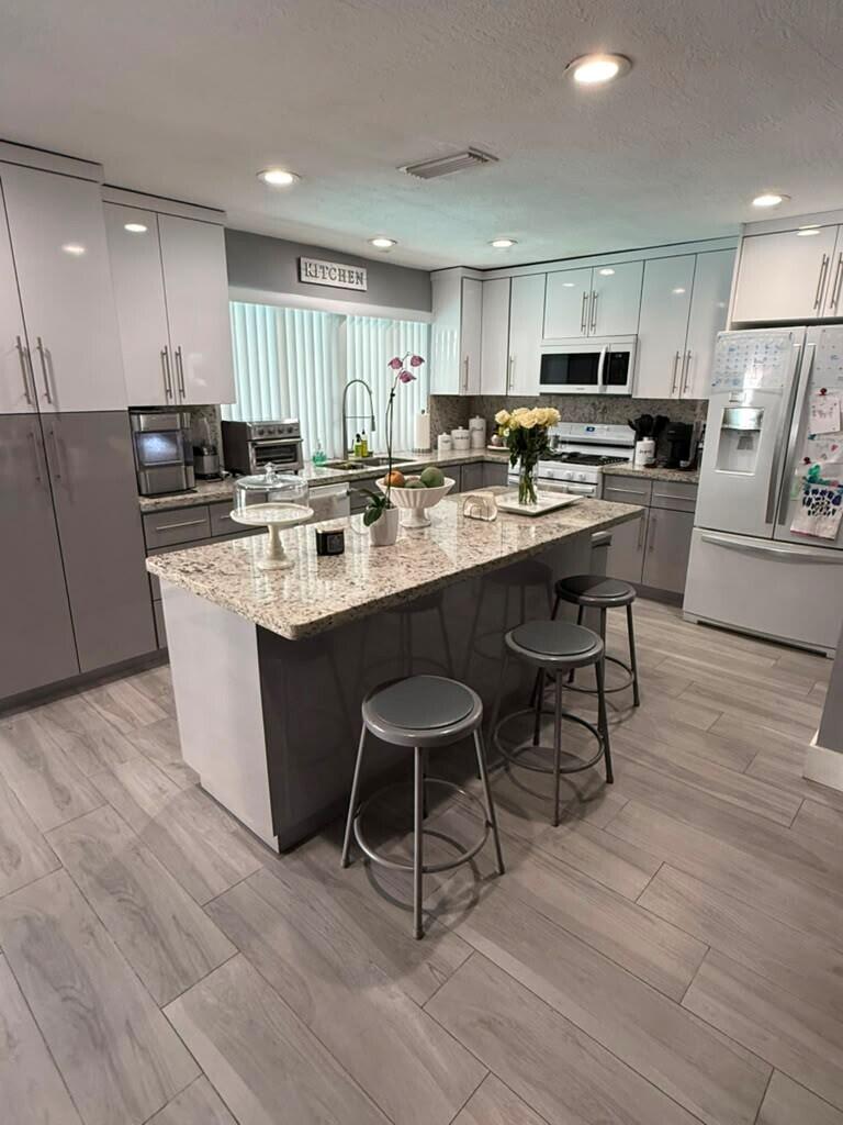 SUNRISE GOLF VILLAGE SEC 21 - Residential